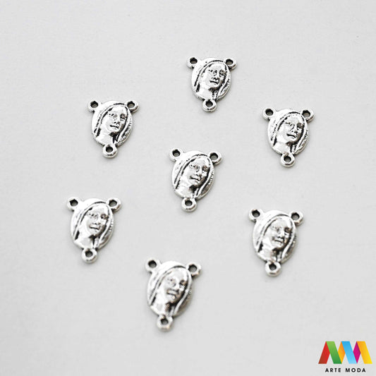 metalni razdjelnik konektor izrada krunice krunica metalni dijelovi krunicu repromaterijal sakralni nakit vjerski križić spojnica krunica perle pribor diy Neizostavan element za svaku krunicu Ovi kvalitetni metalni razdjelnici poznati i kao konektori služe za spajanje dijelova krunice i naglašavaju njezinu središnju točku Izrađeni od izdržljivog metala naši razdjelnici su savršen izbor za izradu vlastitih krunica bilo da koristite perle staklo ili kamenje arte moda repromaterijal