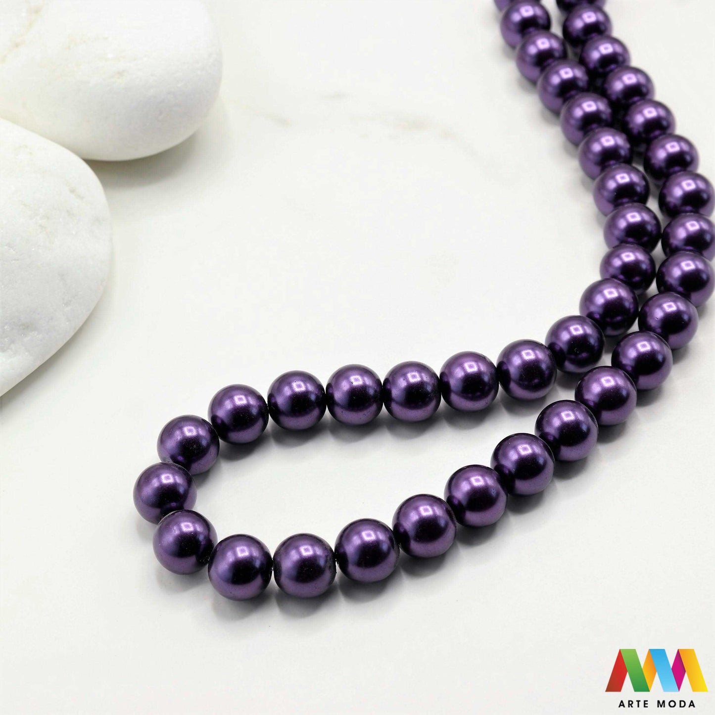 stakleni biseri niz staklo biser perle biserne zrna zrno perla staklene imitacija bisera sedefaste vjenčani nakit klasični DIY ogrlice bijeli u boji bisernim sjajem izrada nakita umjetni Za klasičnu eleganciju birajte staklene bisere imitacija bisera ima visok sedefasti sjaj i savršeno je glatka Idealni su za izradu vjenčanog nakita bezvremenskih ogrlica i narukvica raznim veličinama i bojama ovi biseri unose dašak luksuza u svaki uradi sam projekt Počnite nizati svoju eleganciju arte moda repromaterijal