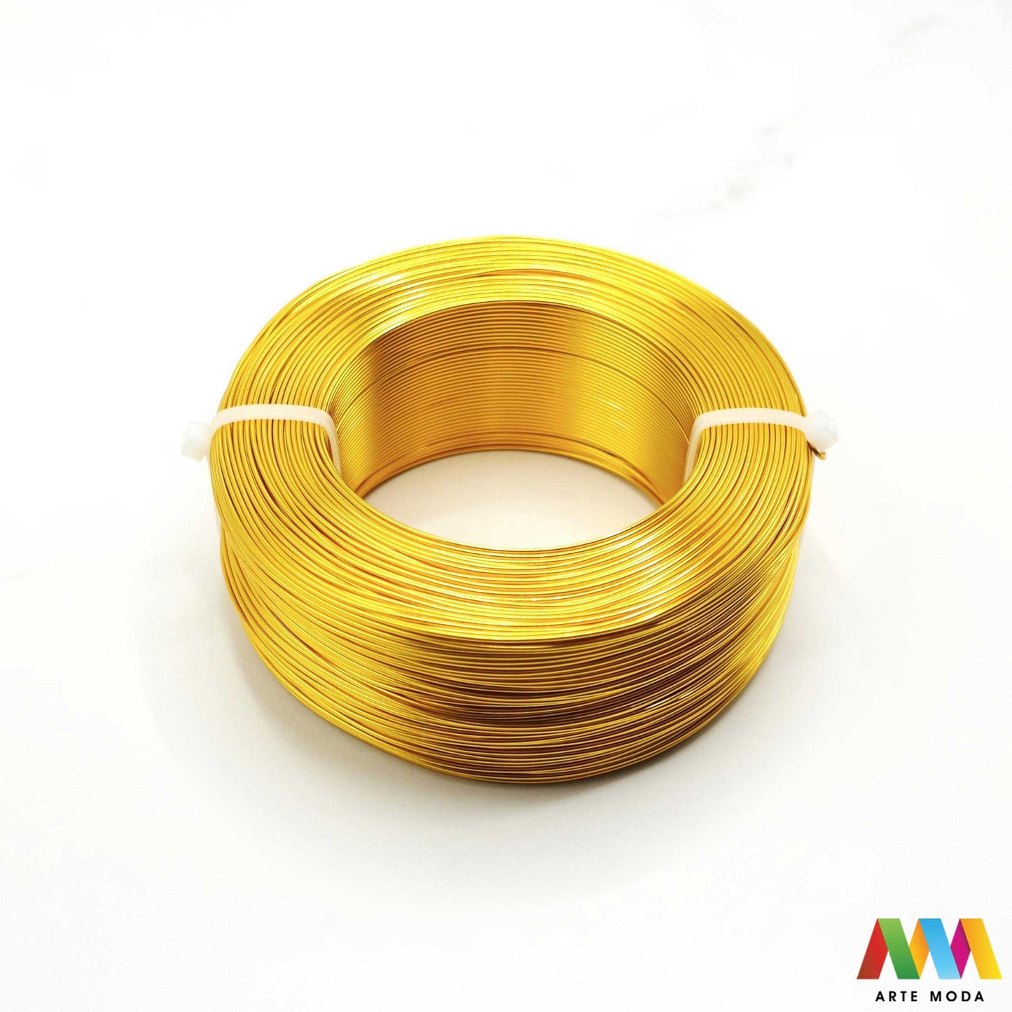 aluminij aluminijske žice aluminijska žica za perle nakit nizanje modeliranje izradu mekana savitljiva anodizirana ručni rad DIY tanka debela skulpture okvira Otkrijte svestranost i lakoću rada s našom kvalitetnom aluminijskom žicom Idealna za nizanje perlica modeliranje oblika i izradu unikatnog nakita Dostupna u različitim debljinama i bojama naša mekana i savitljiva aluminijska žica savršena je za početnike i iskusne majstore u izradi nakita arte moda repromaterijal