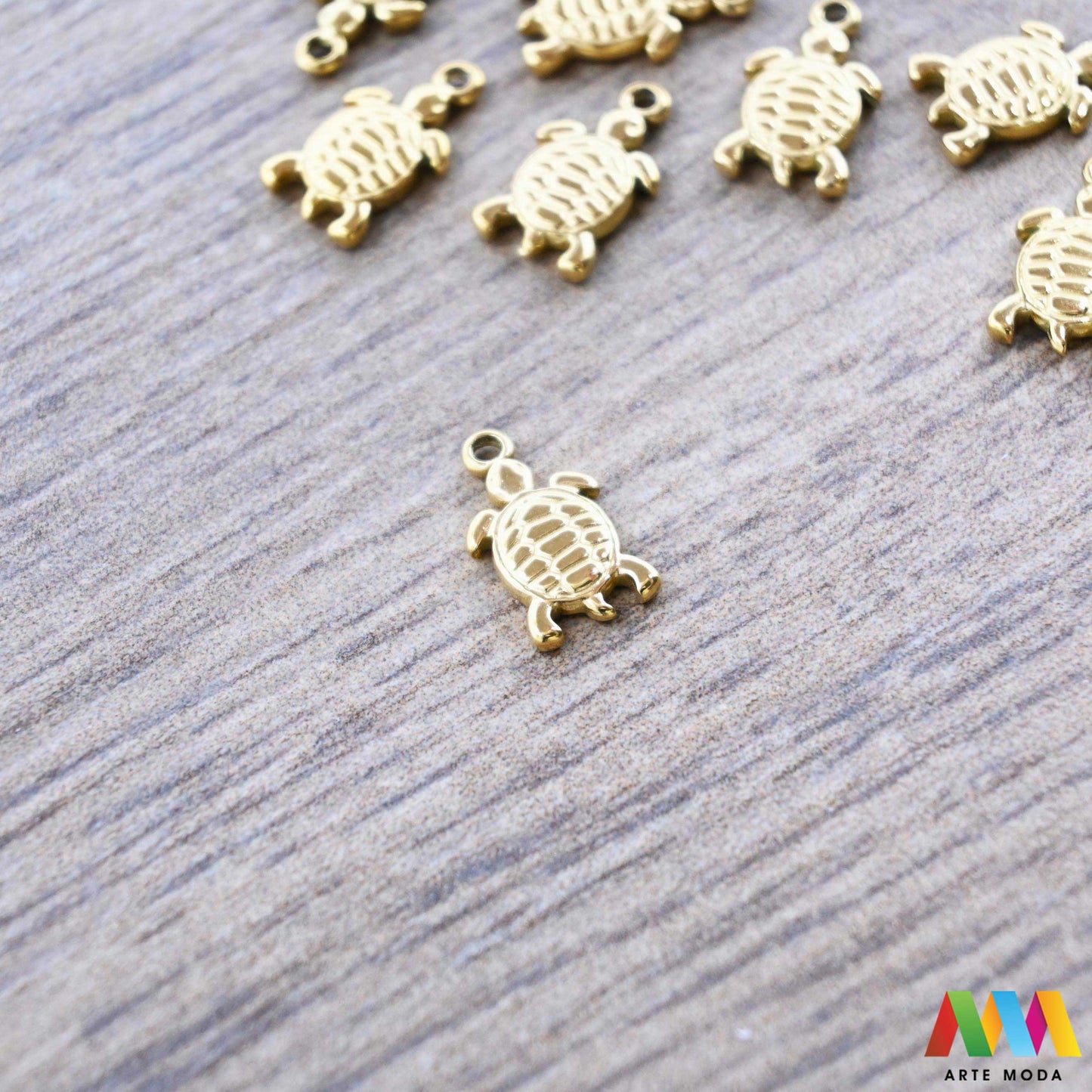 Morska kornjača privjesak jedna rupa od repromaterijal ogrlica narukvica nanožnica privjesci jednom rupom nehrđajućeg čelika za nakit nehrđajući čelik nakit pribor DIY ogrlice narukvice čelični inox elementi ručni rad 316L za graviranje imena Otkrijte našu kolekciju visokokvalitetnih privjesaka od nehrđajućeg čelika savršenih za izradu unikatnih ogrlica narukvica i drugih komada nakita Jednostavnog dizajna s jednom rupom ovi privjesci su idealni za graviranje i personalizaciju