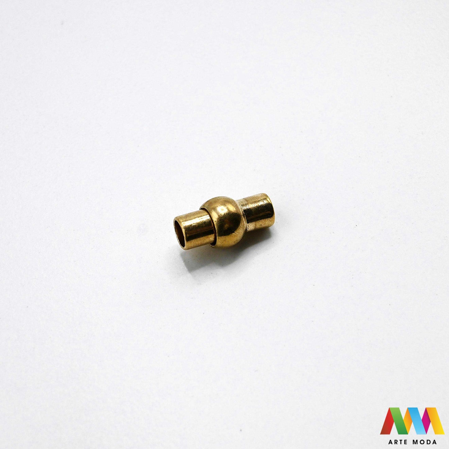 magnetne kopče magnet zatvarači metalne izrada nakita DIY lagano kopčanje metalni pribor narukvice ogrlice brzo zatvaranje magnetne nakit magnetni magneti brze za uradi sam kopča Kopčanje nakita u sekundi Magnetne kopče su najjednostavniji i najbrži zatvarači za narukvice i ogrlice Snažan magnet osigurava sigurno zatvaranje idealno za sve koji traže lako rukovanje Razni oblici i boje savršeni za elegantan i praktičan DIY nakit arte moda repromaterijal