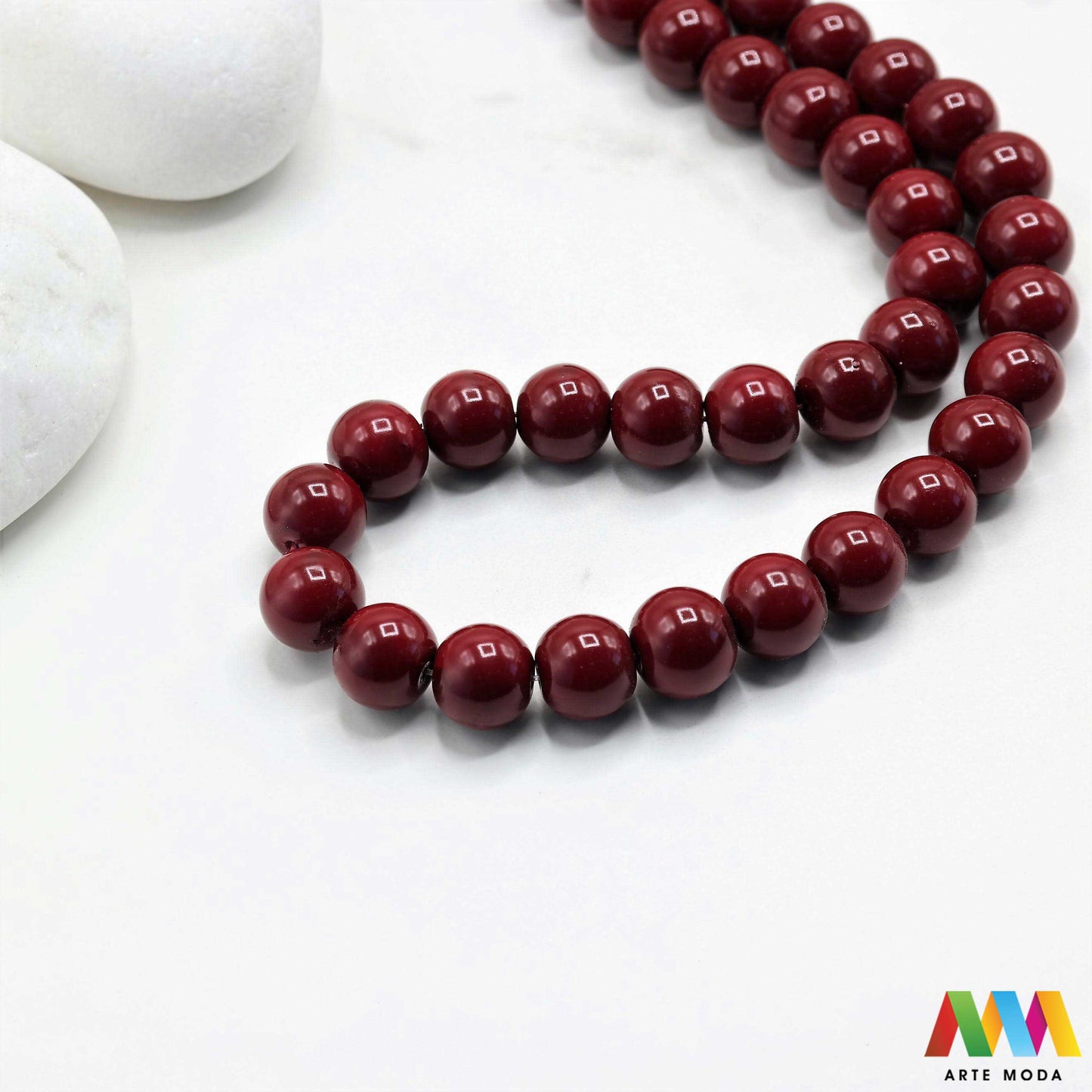 stakleni biseri niz staklo biser perle biserne zrna zrno perla staklene imitacija bisera sedefaste vjenčani nakit klasični DIY ogrlice bijeli u boji bisernim sjajem izrada nakita umjetni Za klasičnu eleganciju birajte staklene bisere imitacija bisera ima visok sedefasti sjaj i savršeno je glatka Idealni su za izradu vjenčanog nakita bezvremenskih ogrlica i narukvica raznim veličinama i bojama ovi biseri unose dašak luksuza u svaki uradi sam projekt Počnite nizati svoju eleganciju arte moda repromaterijal