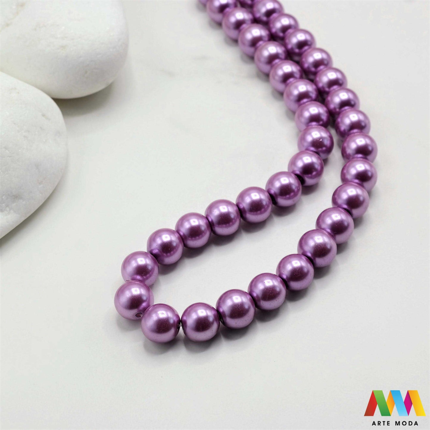 stakleni biseri niz staklo biser perle biserne zrna zrno perla staklene imitacija bisera sedefaste vjenčani nakit klasični DIY ogrlice bijeli u boji bisernim sjajem izrada nakita umjetni Za klasičnu eleganciju birajte staklene bisere imitacija bisera ima visok sedefasti sjaj i savršeno je glatka Idealni su za izradu vjenčanog nakita bezvremenskih ogrlica i narukvica raznim veličinama i bojama ovi biseri unose dašak luksuza u svaki uradi sam projekt Počnite nizati svoju eleganciju arte moda repromaterijal