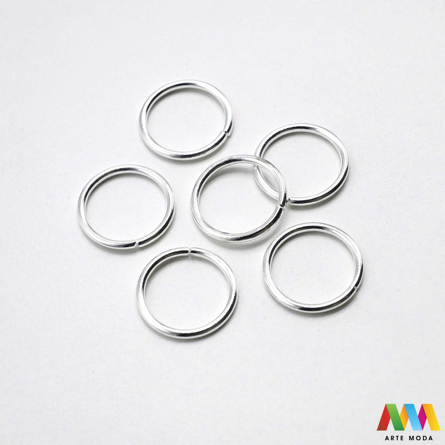 alkice spojnice karike jump rings spojni prstenovi metalni kolutovi DIY pribor repromaterijal srebrne zlatne izrada nakita spajanje perli metalne za nakit otvorene zatvorene izradu materijal prsten elementi narukvice ogrlice Osigurajte čvrstinu nakitu Metalne alkice su neizostavne spojnice spajanje kopči privjesaka lanaca Birajte između prstenova u raznim veličinama bojama bronca složenost vašeg uradi sam projekta kvalitetne alkice pružit profesionalan siguran završetak kreaciji arte moda repromaterijal