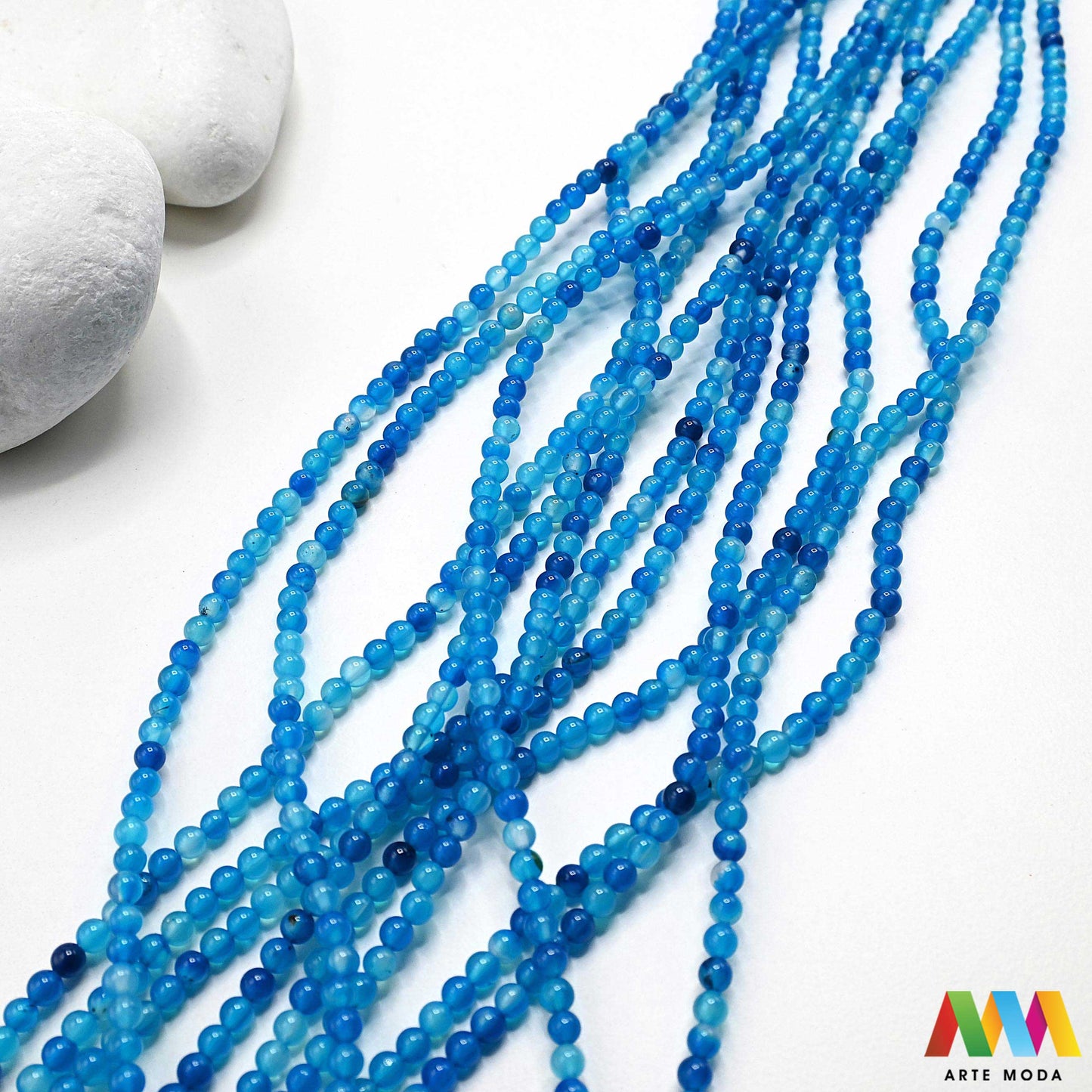 poludragi kamen ahat kristal kalcedon polu dragi poludrago kamenje dragulj mineral kvarc prirodni meditacija čakra zaštita snaga ravnoteža Ahat je jedan od najrasprostranjenijih kristala na planeti Ahat spada u grupu kalcedona izrazito je dekorativan te se od njega izrađuje lijepi nakit i ukrasni predmeti U Hrvatskoj je poznati Lepoglavski Ahat s brda Gaveznica