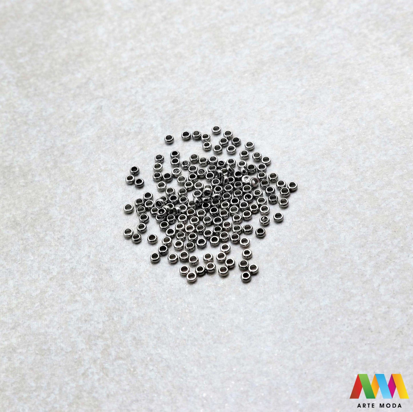 dijelovi inox nizanje pribor repromaterijal sigurni spojnice završeci čelični stoperi stop perle nehrđajući čelik kirurški komponente nakit izrada narukvice ogrlice DIY sigurnosne metalni stezne Osigurajte svoj nakit s stoperima od nehrđajućeg čelika Ovi mali ključni dijelovi fiksiraju perle i privjeske sprječavajući pomicanje Izrađeni od kirurškog čelika ne hrđaju i jamče trajnost vaše narukvice ili ogrlice Jednostavno ih stisnite kliještima i uživajte u stabilnoj kreaciji arte moda repromaterijal