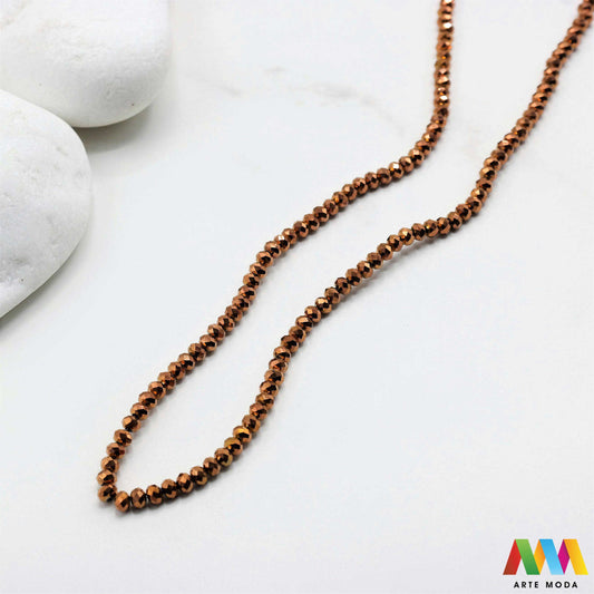 stakleni niz staklo perle zrna zrno staklena perla češki kristal bohemijsko brušeno ovalno fasetirano Staklene perle Češki kristal izrađene od brušenog stakla koje služe za nizanje i izradu nakita poput narukvica i ogrlica te torbica i ostalih modnih dodataka arte moda