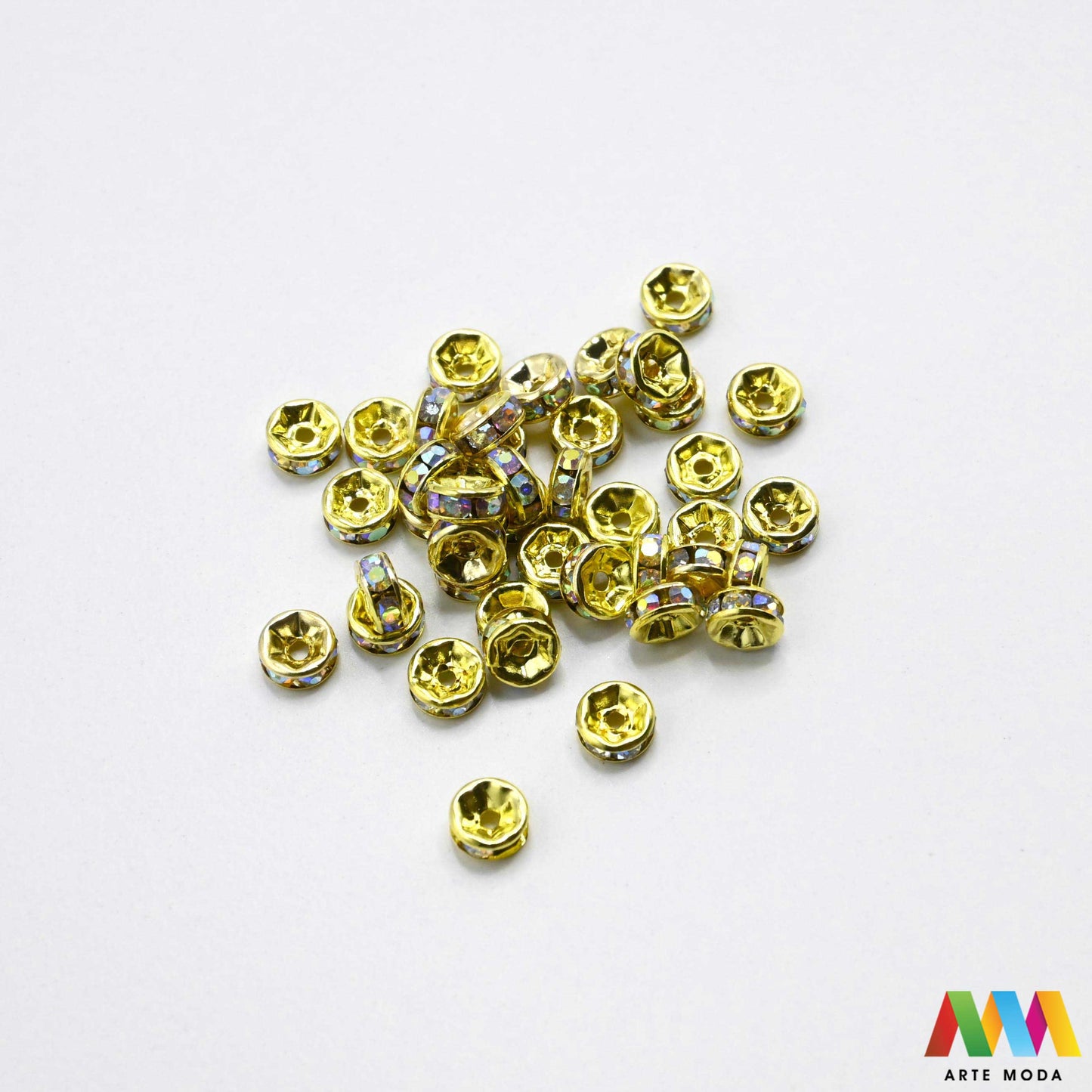 razdjelnik umetak spacer metalne izrada nakita DIY nakit distanceri metalni pribor separatori srebrne zlatne šajbice metalni za perle razmaknice komponente metal Mali ali ključni za profesionalan nakit Metalni umetci razdjelnici spacer perle služe za stvaranje razmaka i dodavanje sjaja perlama Sprječavaju trenje i ističu poludrago kamenje Neophodan element za izradu narukvica i ogrlica koje izgledaju bogatije i elegantnije arte moda repromaterijal