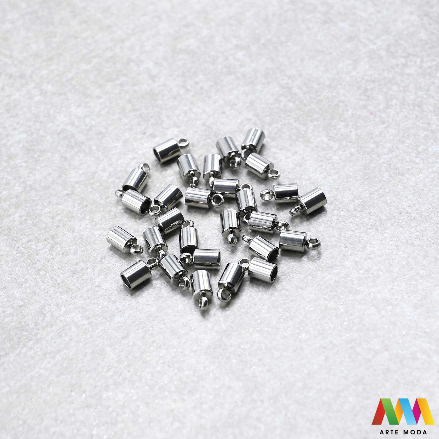 kapice završeci metalni inox perle narukvice ogrlice pribor izrada nakita repromaterijal čelika dijelovi nehrđajući čelik diy kape završni dodir za vaše unikatne kreacije širok izbor elegantnih kapica i završetaka idealnih za profesionalno dovršavanje narukvica ogrlica i naušnica Izrađene od visokokvalitetnog nehrđajućeg čelika naše kapice osiguravaju izdržljivost otpornost na tamnjenje i hipoalergenske su uklopili kapicu s vašim perlama ili drugim elementima nakita arte moda repromaterijal