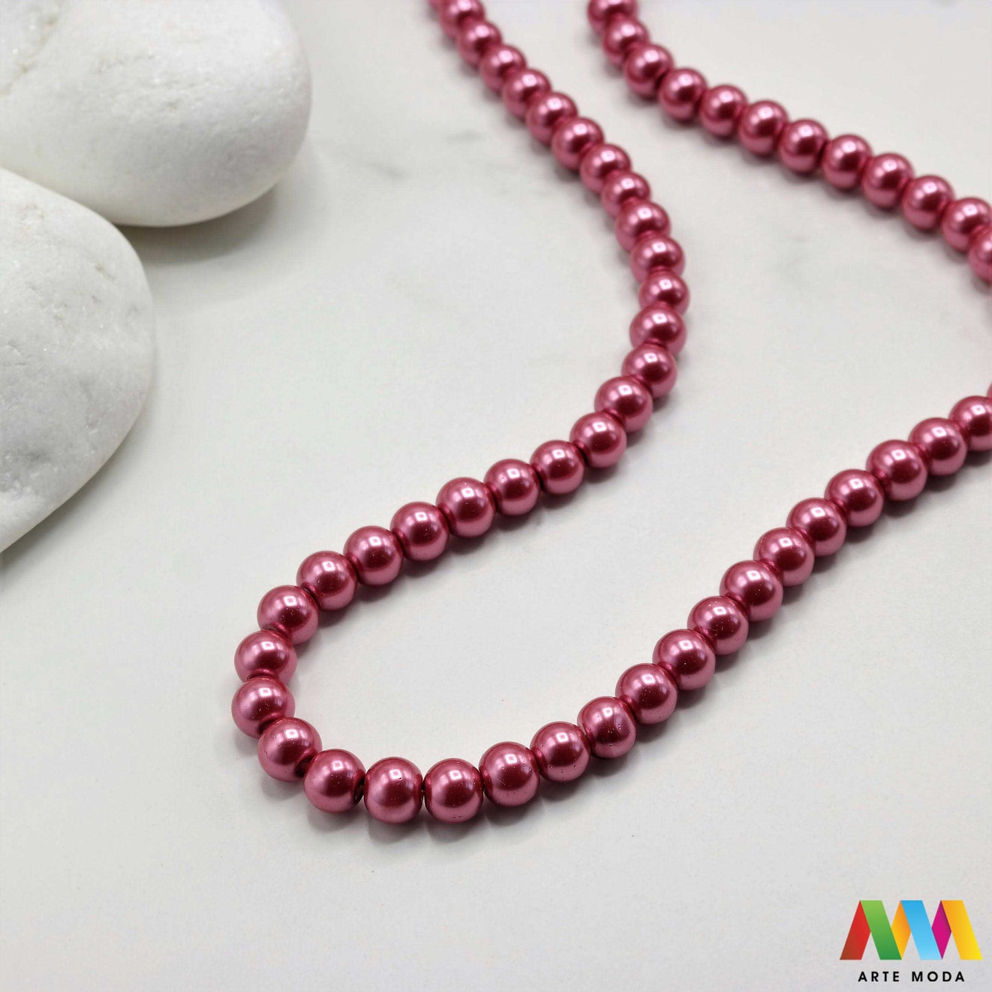 stakleni biseri niz staklo biser perle biserne zrna zrno perla staklene imitacija bisera sedefaste vjenčani nakit klasični DIY ogrlice bijeli u boji bisernim sjajem izrada nakita umjetni Za klasičnu eleganciju birajte staklene bisere imitacija bisera ima visok sedefasti sjaj i savršeno je glatka Idealni su za izradu vjenčanog nakita bezvremenskih ogrlica i narukvica raznim veličinama i bojama ovi biseri unose dašak luksuza u svaki uradi sam projekt Počnite nizati svoju eleganciju arte moda repromaterijal