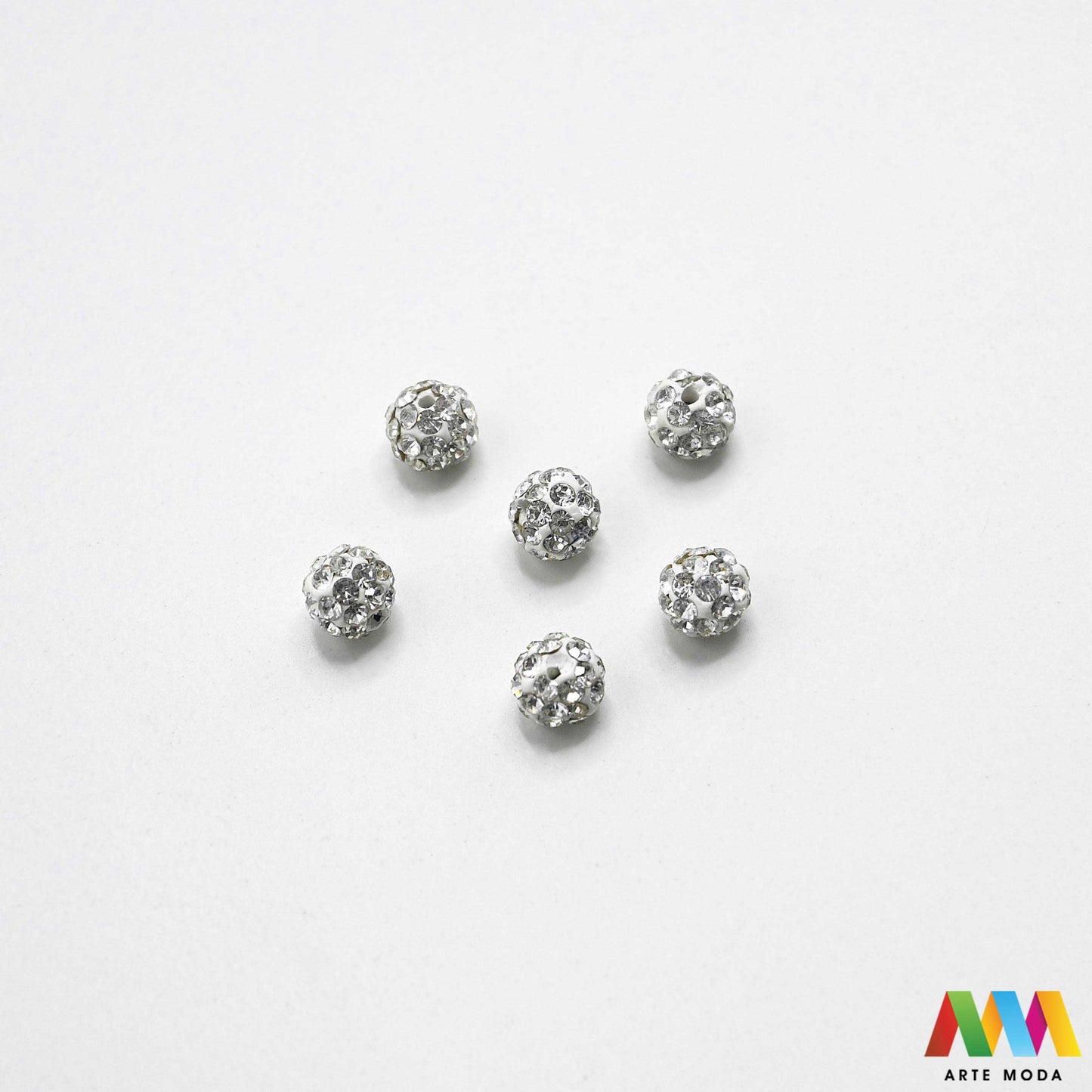 shamballa disco kugle kristalne perle sjajne kuglice cirkoni glamur nakit izrada narukvica DIY svjetlucavo šarene pave s kristalima za svjetlucave narukvice materijal ogrlice Dodajte dozu glamura svojim kreacijama su prekrivene stotinama sitnih kristala koji pružaju efekt Ove svjetlucave perle su idealne za izradu popularnih elegantnih naušnica i upečatljivih ogrlica Dostupne u širokoj paleti boja naše kristalne kuglice osigurat će da vaš uradi sam nakit bude u centru pažnje arte moda repromaterijal