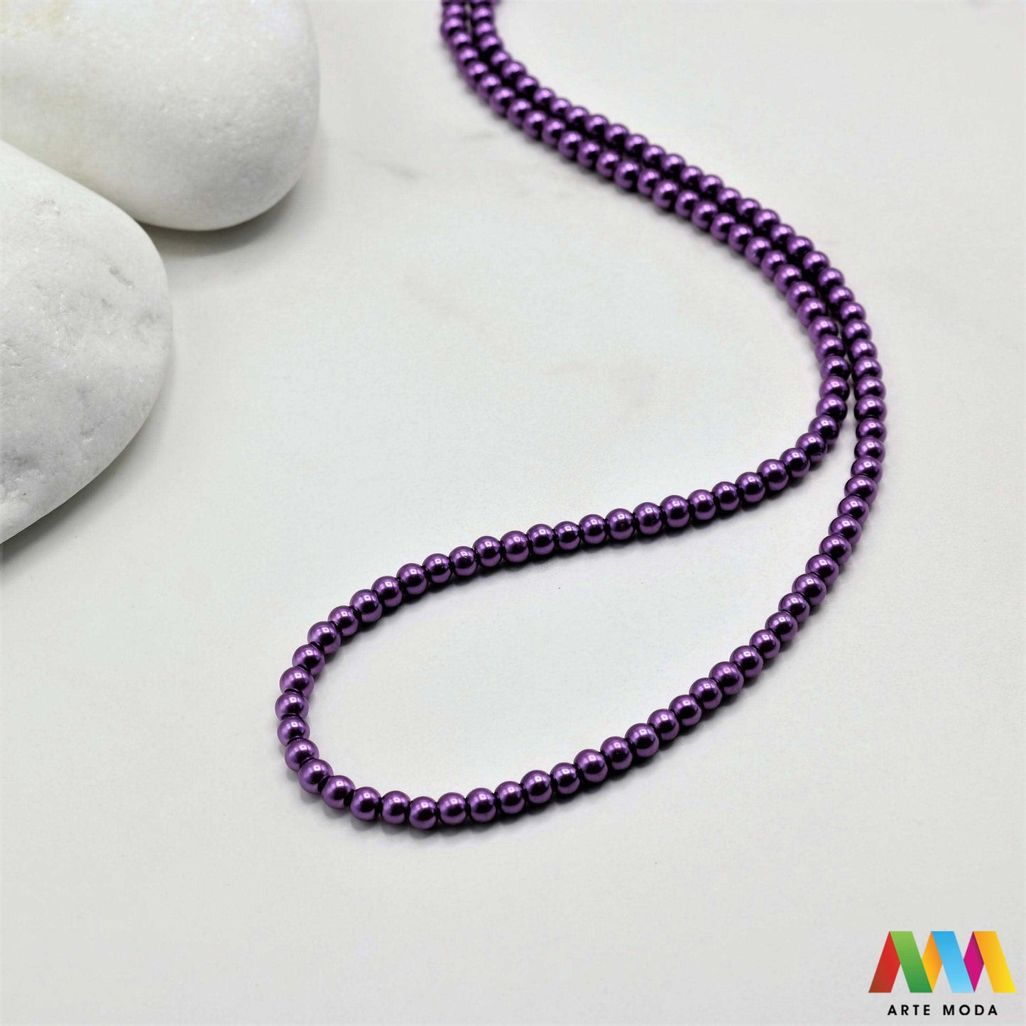 stakleni biseri niz staklo biser perle biserne zrna zrno perla staklene imitacija bisera sedefaste vjenčani nakit klasični DIY ogrlice bijeli u boji bisernim sjajem izrada nakita umjetni Za klasičnu eleganciju birajte staklene bisere imitacija bisera ima visok sedefasti sjaj i savršeno je glatka Idealni su za izradu vjenčanog nakita bezvremenskih ogrlica i narukvica raznim veličinama i bojama ovi biseri unose dašak luksuza u svaki uradi sam projekt Počnite nizati svoju eleganciju arte moda repromaterijal