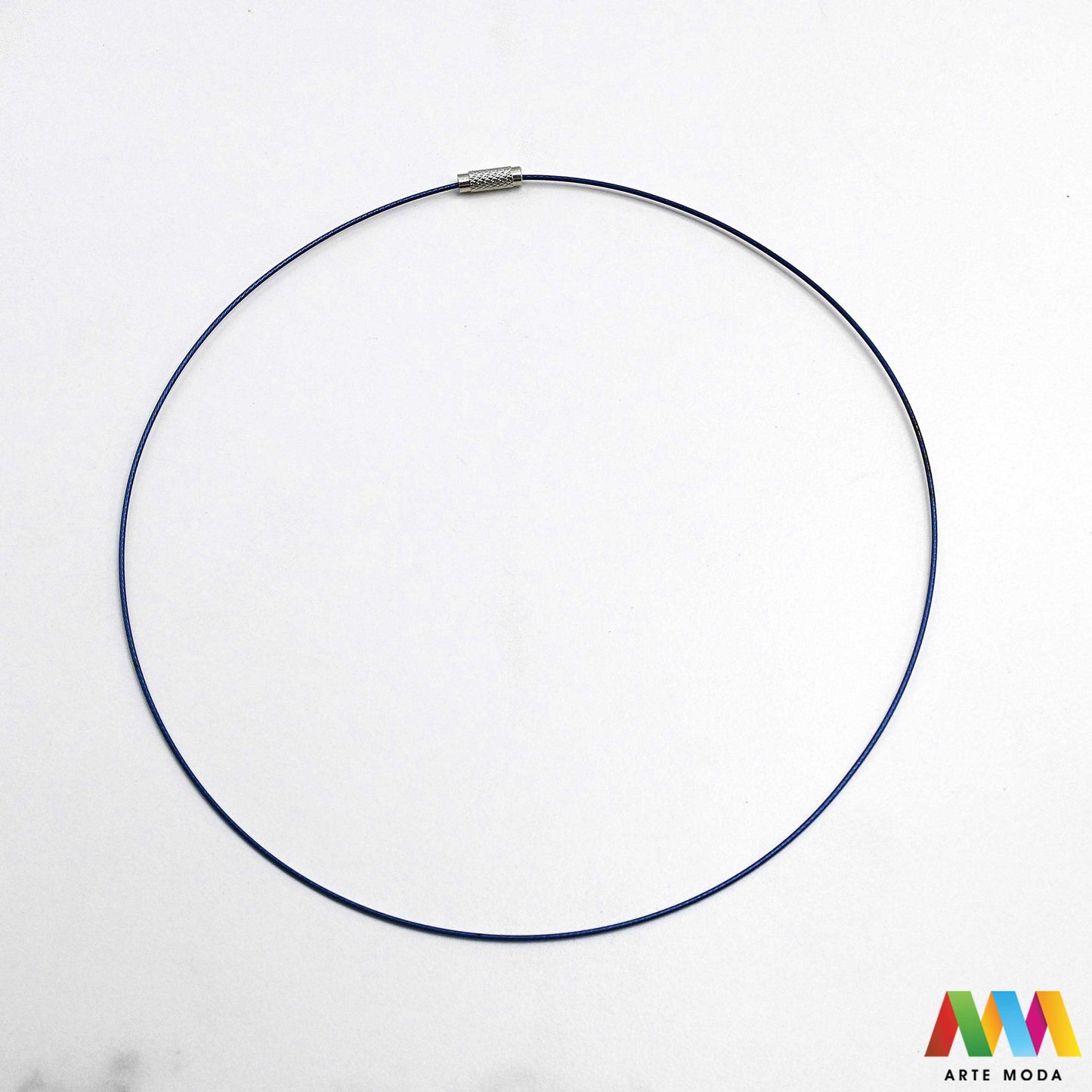 baza za ogrlicu metalna ogrlica DIY izrada pribor nakit kopča navojna kuglična osnova podloga ogrlica personalizirana navojnim zatvaranjem kuglica Širok izbor kvalitetnih baza s različitim vrstama zatvaranja Birajte između praktičnih navojnih kopči klasičnih običnih kopči ili elegantnih kugličnih kopči Naše baze su savršena baza za vaše kreativne projekte i omogućuju vam da kreirate jedinstvene ogrlice prilagođene vašem stilu