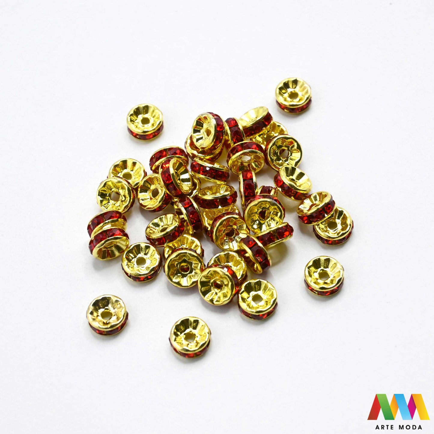 razdjelnik umetak spacer metalne izrada nakita DIY nakit distanceri metalni pribor separatori srebrne zlatne šajbice metalni za perle razmaknice komponente metal Mali ali ključni za profesionalan nakit Metalni umetci razdjelnici spacer perle služe za stvaranje razmaka i dodavanje sjaja perlama Sprječavaju trenje i ističu poludrago kamenje Neophodan element za izradu narukvica i ogrlica koje izgledaju bogatije i elegantnije arte moda repromaterijal