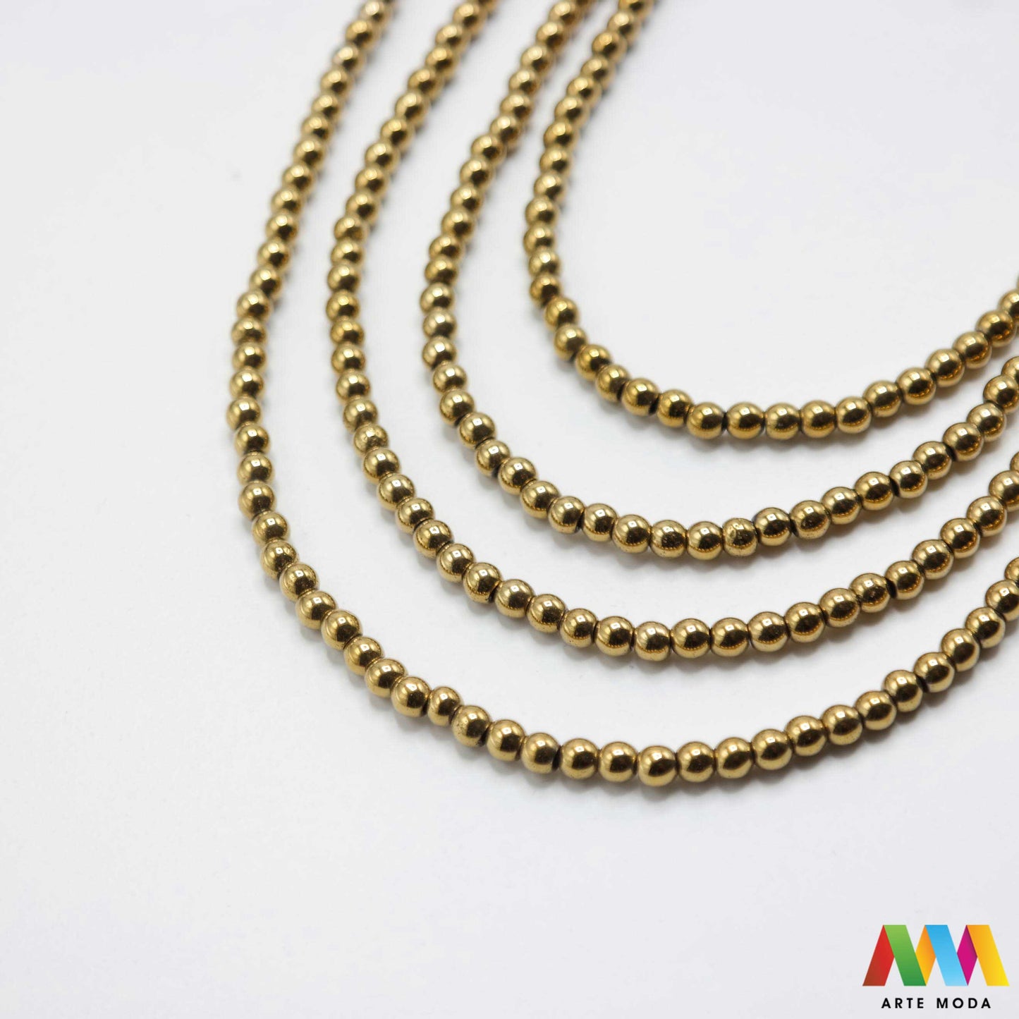 hematit krvavi kamen poludragi mineral metalni sjaj kvarc zrcalo kristal prirodni metalik meditacija zaštita repromaterijal Hematit (ili krvavi kamen) je prirodni mineral smeđe sive ili crne boje karakteriziran prisustvom hladnog metalnog sjaja Vjeruje se da pomaže u jačanju volje samopouzdanja i povezanosti s majkom zemljom Nakit izrađen od njega fascinira svojim tajanstvenim zrcalnim sjajem