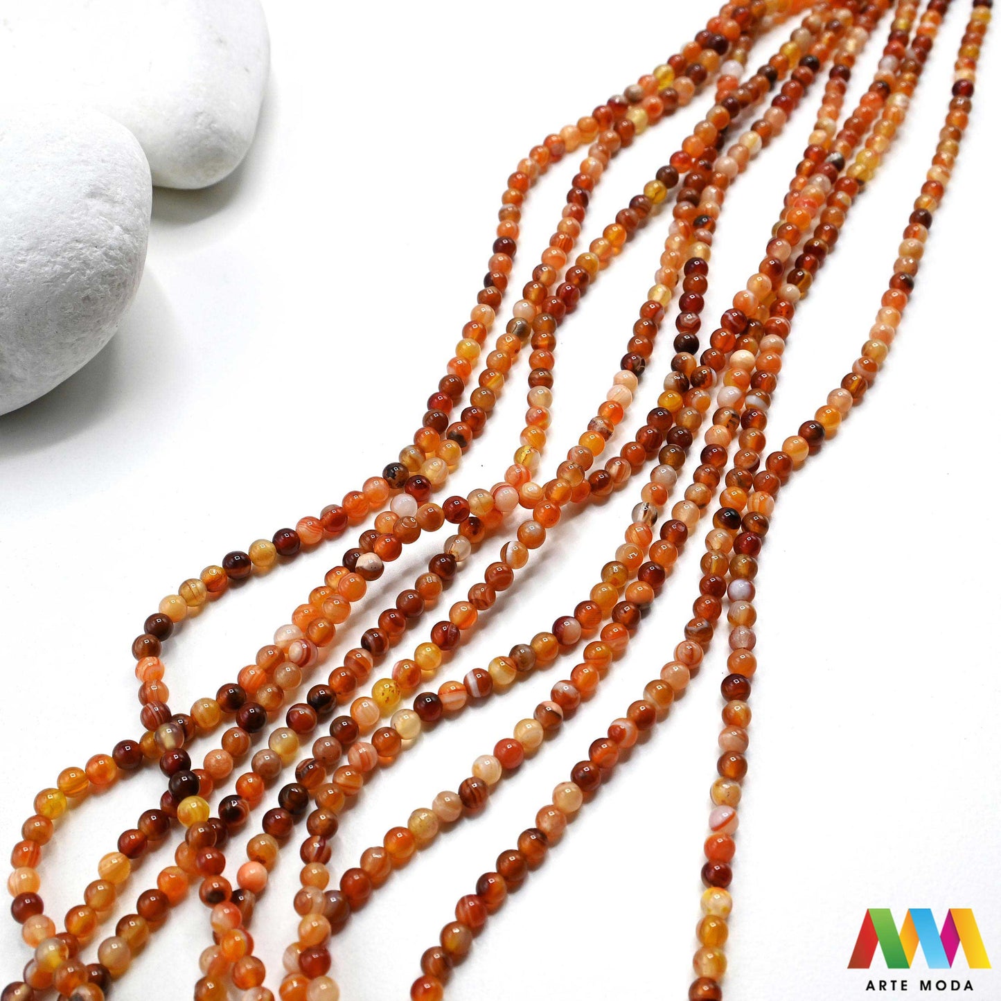 poludragi kamen ahat kristal kalcedon polu dragi poludrago kamenje dragulj mineral kvarc prirodni meditacija čakra zaštita snaga ravnoteža Ahat je jedan od najrasprostranjenijih kristala na planeti Ahat spada u grupu kalcedona izrazito je dekorativan te se od njega izrađuje lijepi nakit i ukrasni predmeti U Hrvatskoj je poznati Lepoglavski Ahat s brda Gaveznica