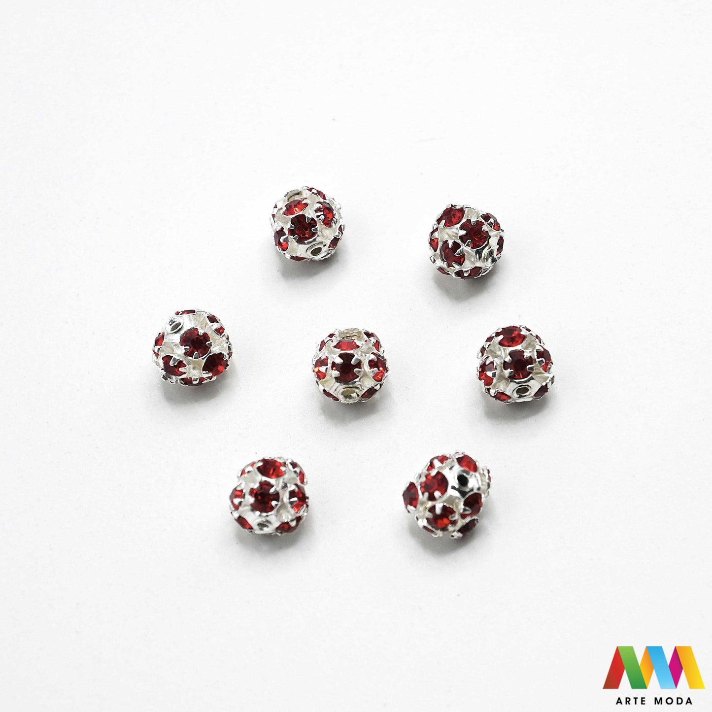 shamballa disco kugle kristalne perle sjajne kuglice cirkoni glamur nakit izrada narukvica DIY svjetlucavo šarene pave s kristalima za svjetlucave narukvice materijal ogrlice Dodajte dozu glamura svojim kreacijama su prekrivene stotinama sitnih kristala koji pružaju efekt Ove svjetlucave perle su idealne za izradu popularnih elegantnih naušnica i upečatljivih ogrlica Dostupne u širokoj paleti boja naše kristalne kuglice osigurat će da vaš uradi sam nakit bude u centru pažnje arte moda repromaterijal