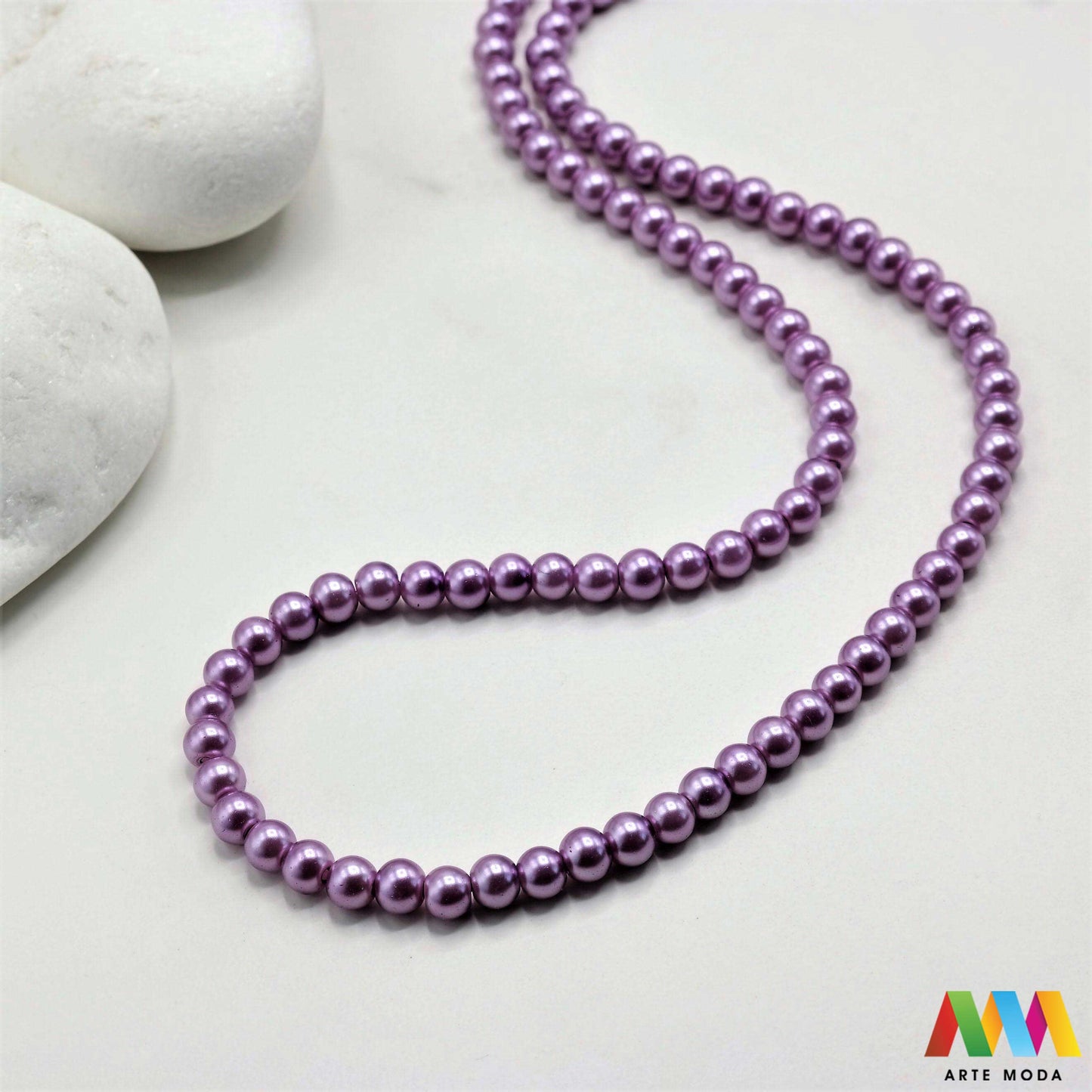 stakleni biseri niz staklo biser perle biserne zrna zrno perla staklene imitacija bisera sedefaste vjenčani nakit klasični DIY ogrlice bijeli u boji bisernim sjajem izrada nakita umjetni Za klasičnu eleganciju birajte staklene bisere imitacija bisera ima visok sedefasti sjaj i savršeno je glatka Idealni su za izradu vjenčanog nakita bezvremenskih ogrlica i narukvica raznim veličinama i bojama ovi biseri unose dašak luksuza u svaki uradi sam projekt Počnite nizati svoju eleganciju arte moda repromaterijal