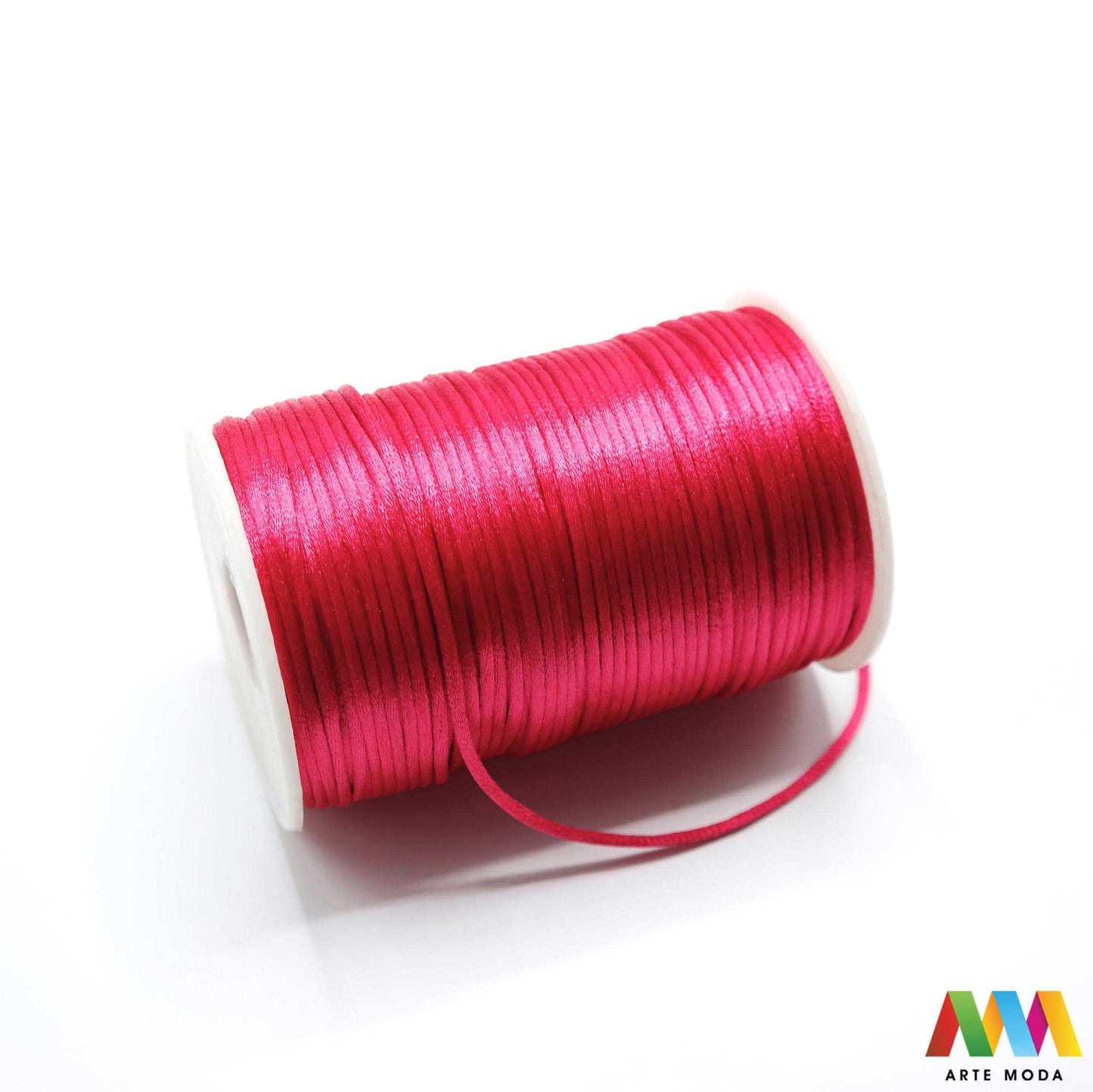 saten satenska špaga špage nizanje za nizanje traka izrađene od satena koja koje se koriste za nizanje i ukrašavanje modnih dodataka te izradu nakita poput narukvica nanožnica ili ogrlica