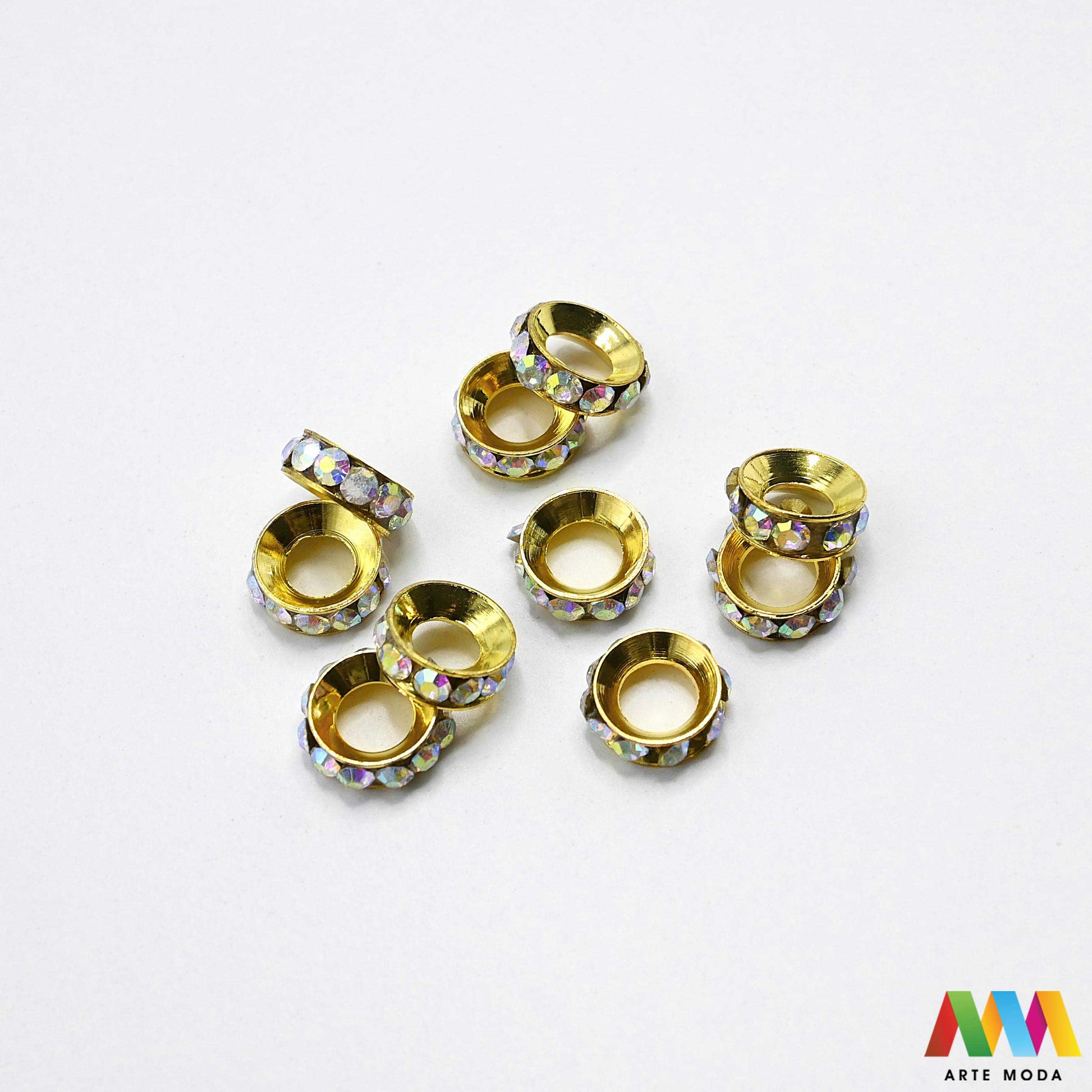 razdjelnik umetak spacer metalne izrada nakita DIY nakit distanceri metalni pribor separatori srebrne zlatne šajbice metalni za perle razmaknice komponente metal Mali ali ključni za profesionalan nakit Metalni umetci razdjelnici spacer perle služe za stvaranje razmaka i dodavanje sjaja perlama Sprječavaju trenje i ističu poludrago kamenje Neophodan element za izradu narukvica i ogrlica koje izgledaju bogatije i elegantnije arte moda repromaterijal