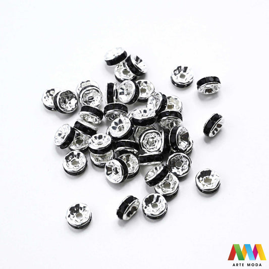 razdjelnik umetak spacer metalne izrada nakita DIY nakit distanceri metalni pribor separatori srebrne zlatne šajbice metalni za perle razmaknice komponente metal Mali ali ključni za profesionalan nakit Metalni umetci razdjelnici spacer perle služe za stvaranje razmaka i dodavanje sjaja perlama Sprječavaju trenje i ističu poludrago kamenje Neophodan element za izradu narukvica i ogrlica koje izgledaju bogatije i elegantnije arte moda repromaterijal