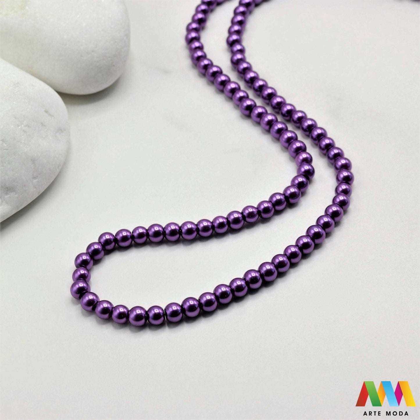 stakleni biseri niz staklo biser perle biserne zrna zrno perla staklene imitacija bisera sedefaste vjenčani nakit klasični DIY ogrlice bijeli u boji bisernim sjajem izrada nakita umjetni Za klasičnu eleganciju birajte staklene bisere imitacija bisera ima visok sedefasti sjaj i savršeno je glatka Idealni su za izradu vjenčanog nakita bezvremenskih ogrlica i narukvica raznim veličinama i bojama ovi biseri unose dašak luksuza u svaki uradi sam projekt Počnite nizati svoju eleganciju arte moda repromaterijal