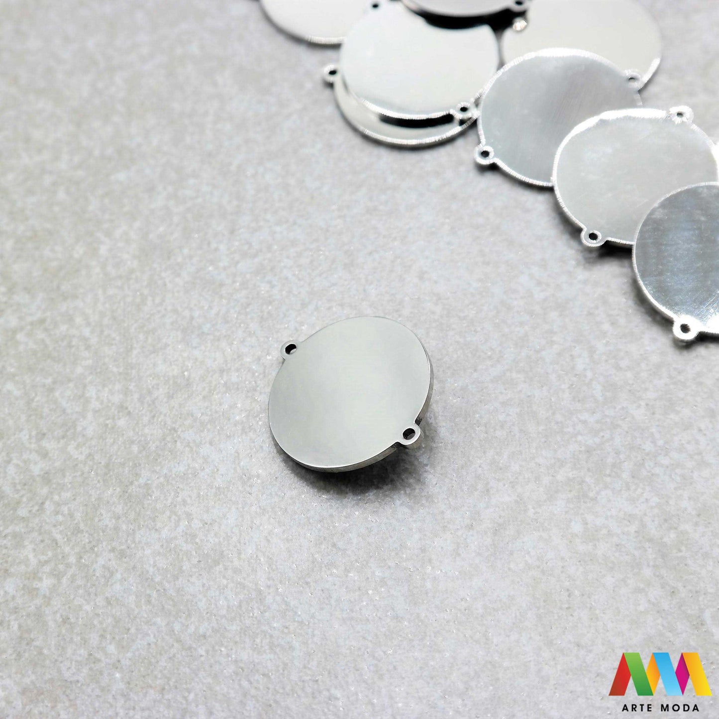 privjesak čelik čelični ogrlica narukvica nehrđajući nanožnica gravura za gravuru privjesci pločice kirurški graviranje personalizacija dog tag vojne pločice nakit prazna metalni trajni unikatne personalizirane komade nakita našim kvalitetnim pločicama nehrđajućeg čelika Ne hrđaju ne tamne trajnost uspomena izdržljivi savršeni za lasersko graviranje imena datuma poruka logotipa čineći ih idealnim za izradu osobnih poklona jedinstvenog nakita Odaberite oblik utisnite svoj dizajn arte moda repromaterijal