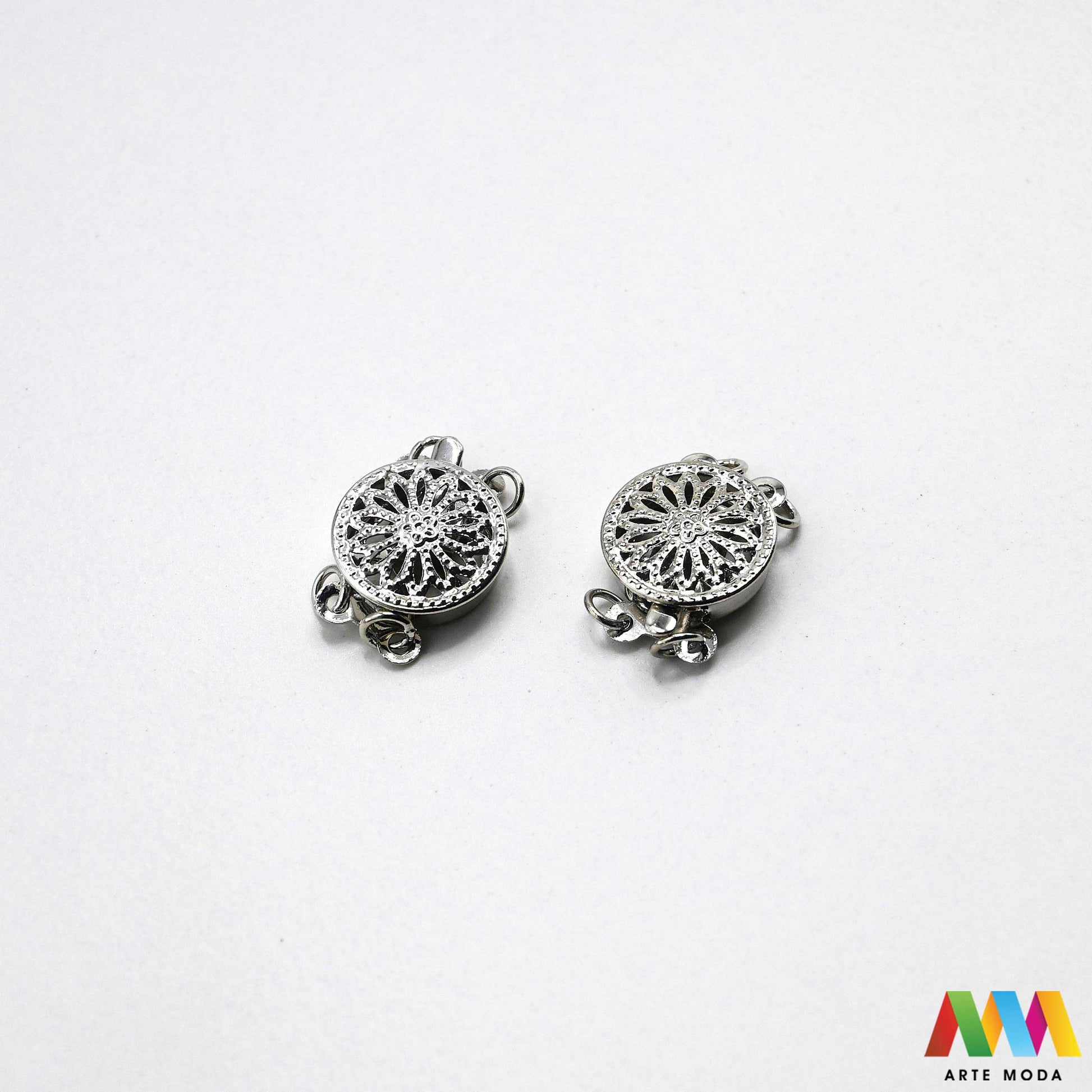 ukrasna kopča starinski nakit togl zatvarač DIY vintage romantični ukrasne kopče motivima OT dekorativni zatvarači metalni pribor statement završeci ogrlica luksuzni zlatne srebrne narukvica ukrasima luksuzne Mornarska detalje kolekcija ukrasnih metalnih kopči motive srca leptira kormila filigrana portreta dekorativni zatvarači pretvaraju svaku ogrlicu unikatni komad nakita vintage šarm mornarsku svježinu tematski zatvarači osigurat uradi sam projekt zapažen stilski besprijekoran arte moda repromaterijal