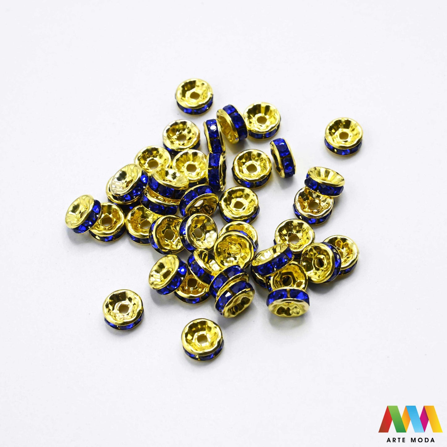 razdjelnik umetak spacer metalne izrada nakita DIY nakit distanceri metalni pribor separatori srebrne zlatne šajbice metalni za perle razmaknice komponente metal Mali ali ključni za profesionalan nakit Metalni umetci razdjelnici spacer perle služe za stvaranje razmaka i dodavanje sjaja perlama Sprječavaju trenje i ističu poludrago kamenje Neophodan element za izradu narukvica i ogrlica koje izgledaju bogatije i elegantnije arte moda repromaterijal