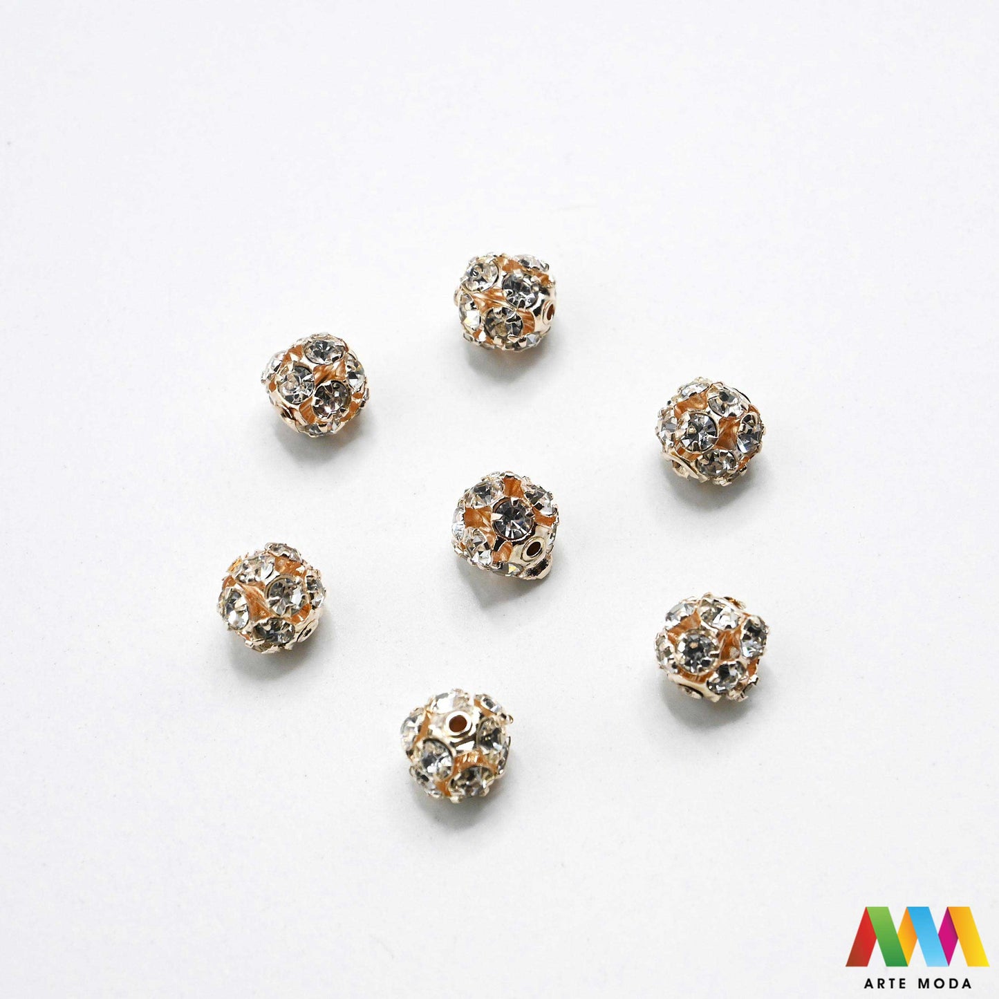 shamballa disco kugle kristalne perle sjajne kuglice cirkoni glamur nakit izrada narukvica DIY svjetlucavo šarene pave s kristalima za svjetlucave narukvice materijal ogrlice Dodajte dozu glamura svojim kreacijama su prekrivene stotinama sitnih kristala koji pružaju efekt Ove svjetlucave perle su idealne za izradu popularnih elegantnih naušnica i upečatljivih ogrlica Dostupne u širokoj paleti boja naše kristalne kuglice osigurat će da vaš uradi sam nakit bude u centru pažnje arte moda repromaterijal