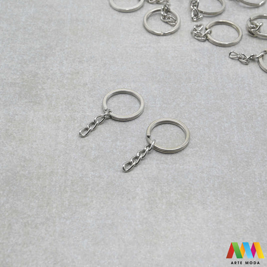 prsteni split rings privjesak baza metalni srebrne DIY lancem baze nakit materijal Osigurajte svoje kreacije uz najčvršće baze Naše metalne alke za ključeve neizostavan su repromaterijal za izradu personaliziranih privjesaka suvenira unikatnih detalja za torbe Zahvaljujući dizajnu dvostrukog prstena ove alke pružaju maksimalnu sigurnost i zadržavaju svoj oblik i nakon dugotrajnog korištenja Izaberite idealnu veličinu za svoj uradi sam projekt stvorite praktične trajne modne dodatke arte moda repromaterijal