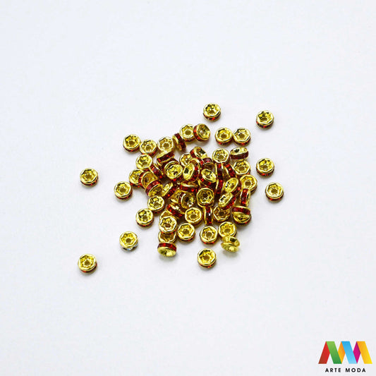 razdjelnik umetak spacer metalne izrada nakita DIY nakit distanceri metalni pribor separatori srebrne zlatne šajbice metalni za perle razmaknice komponente metal Mali ali ključni za profesionalan nakit Metalni umetci razdjelnici spacer perle služe za stvaranje razmaka i dodavanje sjaja perlama Sprječavaju trenje i ističu poludrago kamenje Neophodan element za izradu narukvica i ogrlica koje izgledaju bogatije i elegantnije arte moda repromaterijal