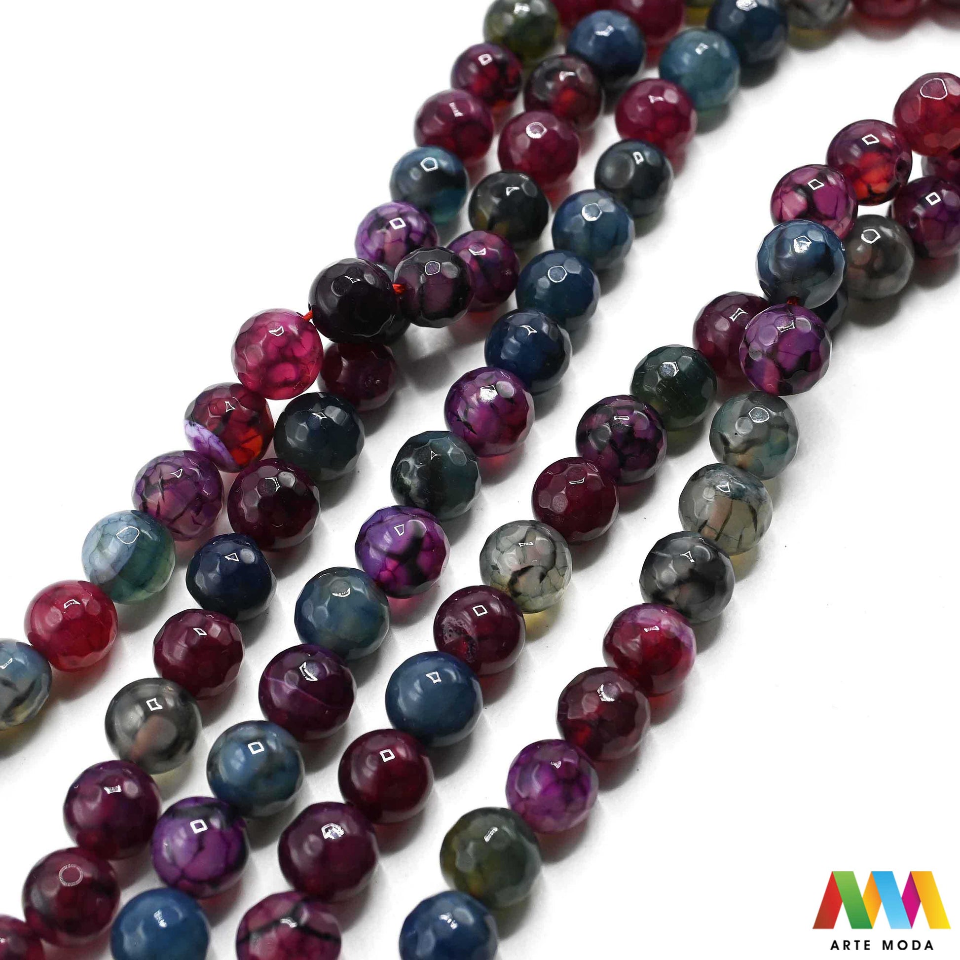 poludragi kamen ahat kristal kalcedon polu dragi poludrago kamenje dragulj mineral kvarc prirodni meditacija čakra zaštita snaga ravnoteža ljekovito perle stabilnost ahata jednog od najraznovrsnijih najljepših poludragih kamenja jedinstvenim trakama slojevima i šarenim uzorcima ahat je kamen stabilnosti uzemljenja i zaštite ahat u različitim oblicima od brušenih perli i glatkih kabošona do sirovih komada savršenih za izradu nakita meditaciju ili kao ukrasni element u vašem prostoru arte moda repromaterijal