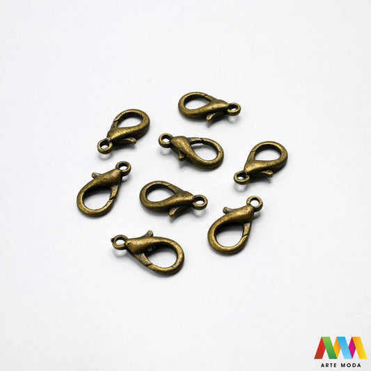 kopče metalne karabiner togl magnet kukice narukvice ogrlice zatvarači nakit DIY metalni pribor spajanje nakita srebrne zlatne karabin magnetne završne kopča narukvica ogrlica Osigurajte svoj nakit Metalne kopče su esencijalne za sigurno završavanje ogrlica i narukvica Birajte između karabin kopči pouzdanost magnetnih kopči lakoća i togl kopči stil Kvalitetni zatvarači u raznim bojama temelj svakog uradi sam nakit projekta arte moda repromaterijal