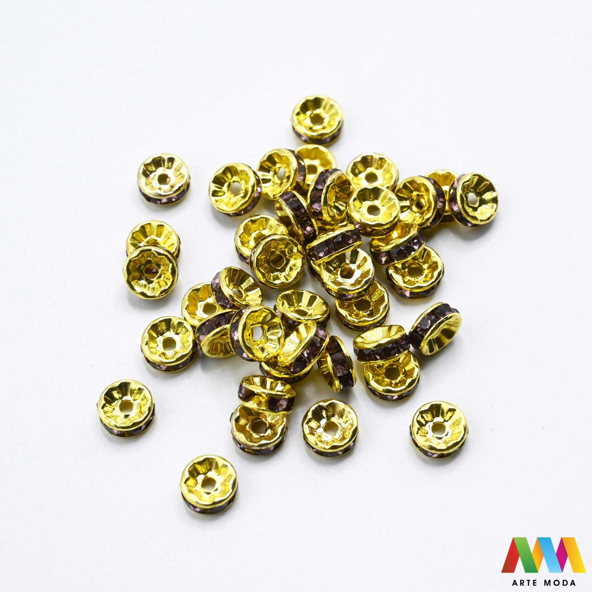 razdjelnik umetak spacer metalne izrada nakita DIY nakit distanceri metalni pribor separatori srebrne zlatne šajbice metalni za perle razmaknice komponente metal Mali ali ključni za profesionalan nakit Metalni umetci razdjelnici spacer perle služe za stvaranje razmaka i dodavanje sjaja perlama Sprječavaju trenje i ističu poludrago kamenje Neophodan element za izradu narukvica i ogrlica koje izgledaju bogatije i elegantnije arte moda repromaterijal