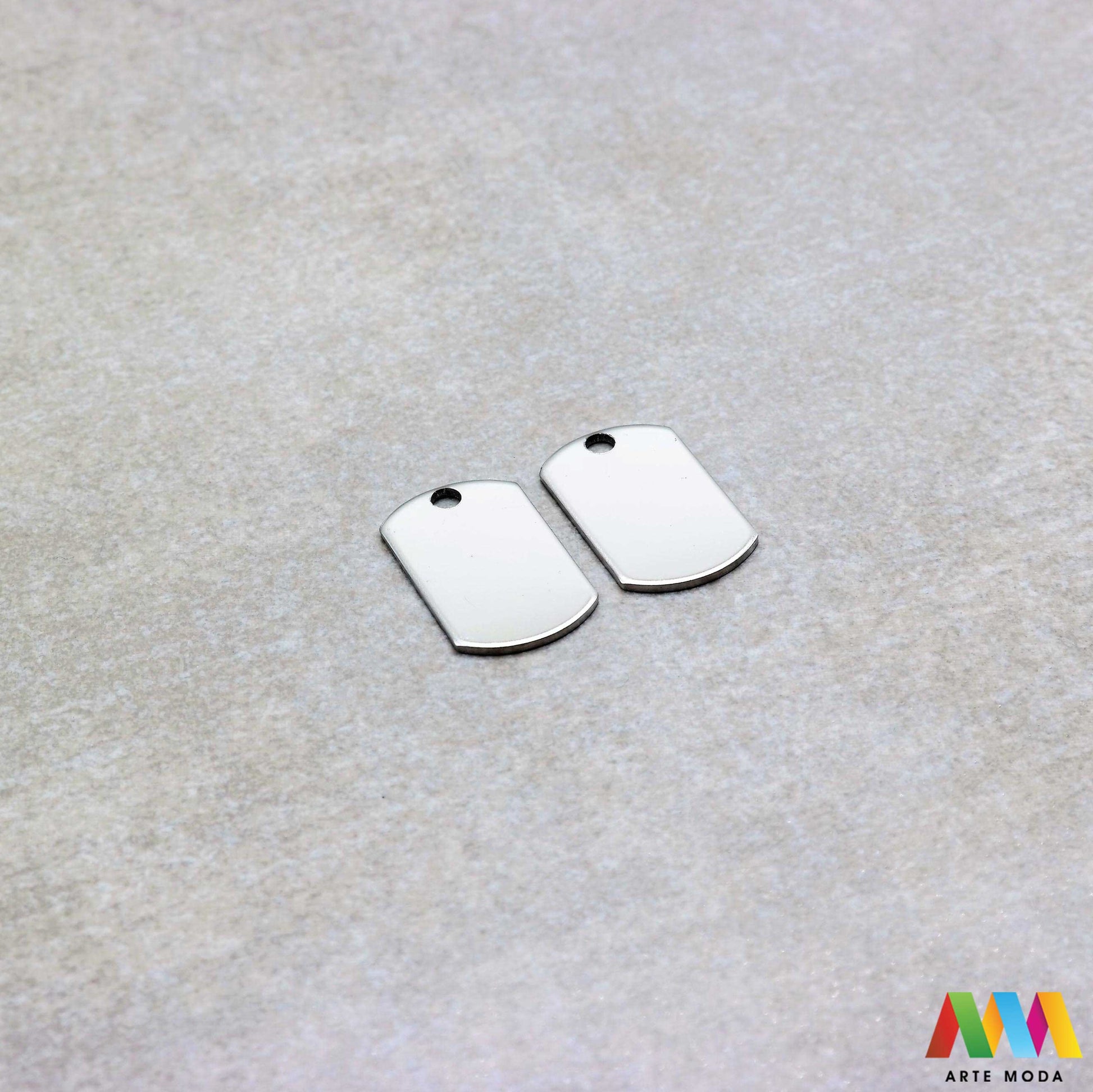 privjesak čelik čelični ogrlica narukvica nehrđajući nanožnica gravura za gravuru privjesci pločice kirurški graviranje personalizacija dog tag vojne pločice nakit prazna metalni trajni unikatne personalizirane komade nakita našim kvalitetnim pločicama nehrđajućeg čelika Ne hrđaju ne tamne trajnost uspomena izdržljivi savršeni za lasersko graviranje imena datuma poruka logotipa čineći ih idealnim za izradu osobnih poklona jedinstvenog nakita Odaberite oblik utisnite svoj dizajn arte moda repromaterijal