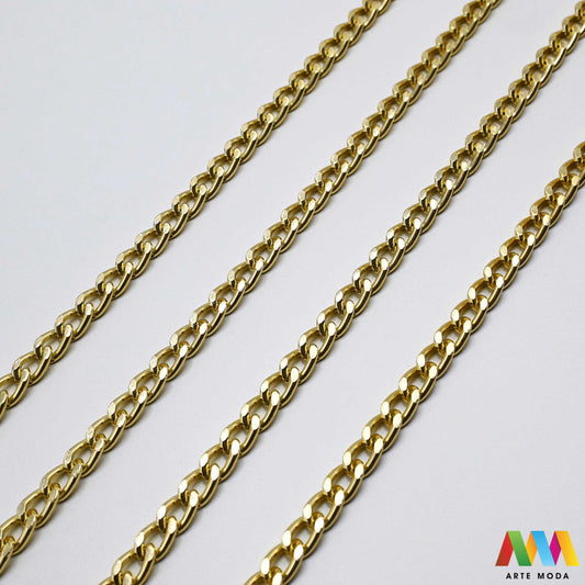 aluminijski lanac torbe ruksak nakit lagani izrada aluminij DIY materijal remen ogrlice narukvice karike ručke pribor komponente ukrasni repromaterijal Želite lagan i trendi materijal Aluminijski lanci savršeni su za vaše projekte Idealni su za izradu laganih remena za torbe ili statement nakita ogrlice narukvice Lakši su od klasičnih metala ne opterećuju i dolaze u raznim bojama i debljinama Lako ih je rezati i oblikovati laganu eleganciju za svoj uradi sam nakit i modne dodatke arte moda repromaterijal