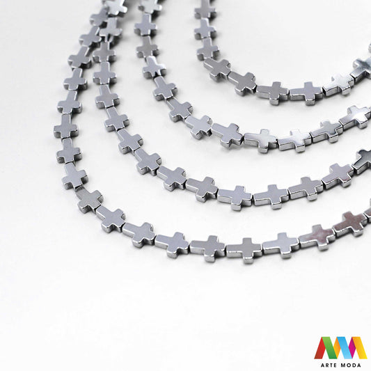 hematit krvavi kamen poludragi mineral metalni sjaj kvarc zrcalo kristal prirodni metalik meditacija zaštita repromaterijal Hematit (ili krvavi kamen) je prirodni mineral smeđe sive ili crne boje karakteriziran prisustvom hladnog metalnog sjaja Vjeruje se da pomaže u jačanju volje samopouzdanja i povezanosti s majkom zemljom Nakit izrađen od njega fascinira svojim tajanstvenim zrcalnim sjajem arte moda repromaterijal