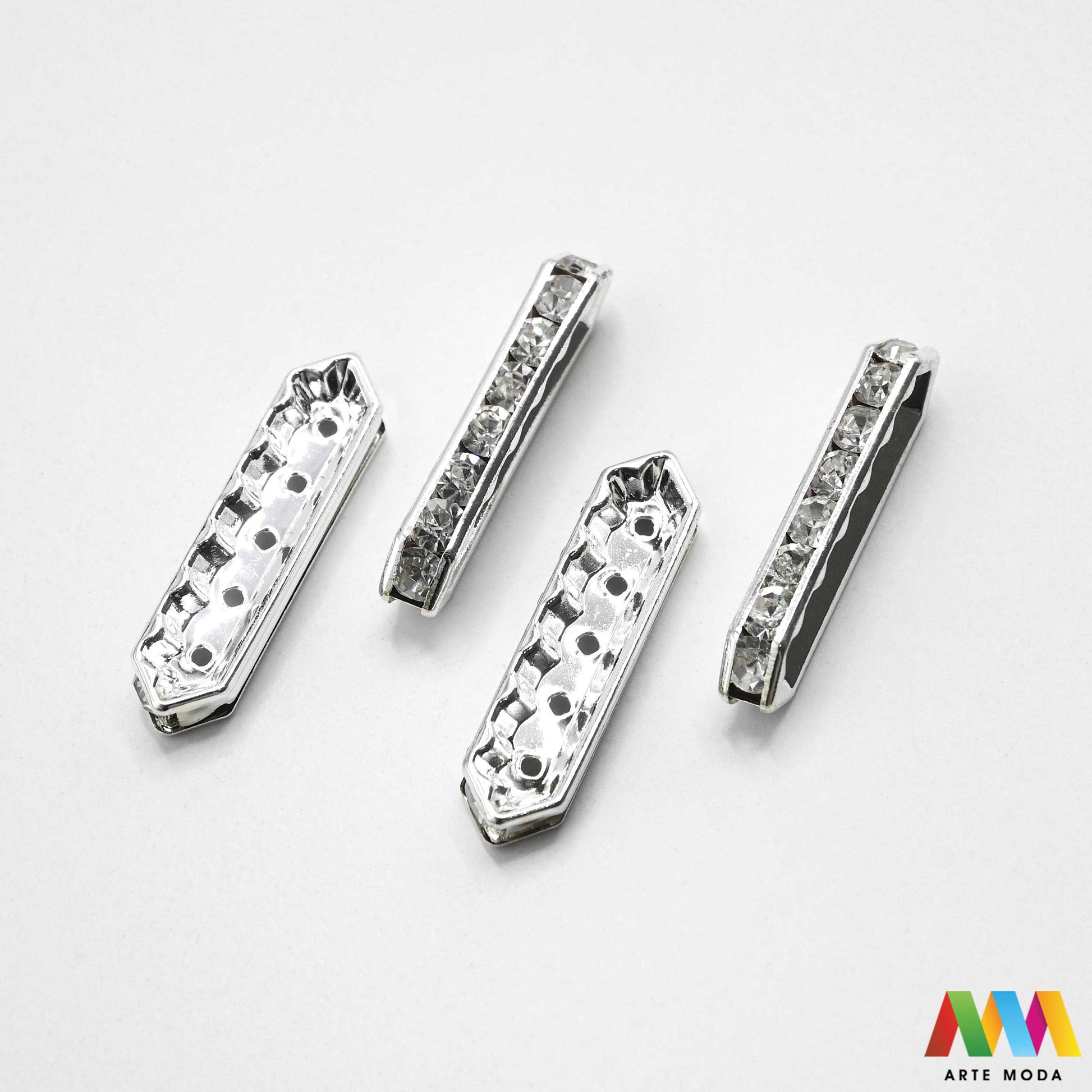 razdjelnik umetak spacer metalne izrada nakita DIY nakit distanceri metalni pribor separatori srebrne zlatne šajbice metalni za perle razmaknice komponente metal Mali ali ključni za profesionalan nakit Metalni umetci razdjelnici spacer perle služe za stvaranje razmaka i dodavanje sjaja perlama Sprječavaju trenje i ističu poludrago kamenje Neophodan element za izradu narukvica i ogrlica koje izgledaju bogatije i elegantnije arte moda repromaterijal