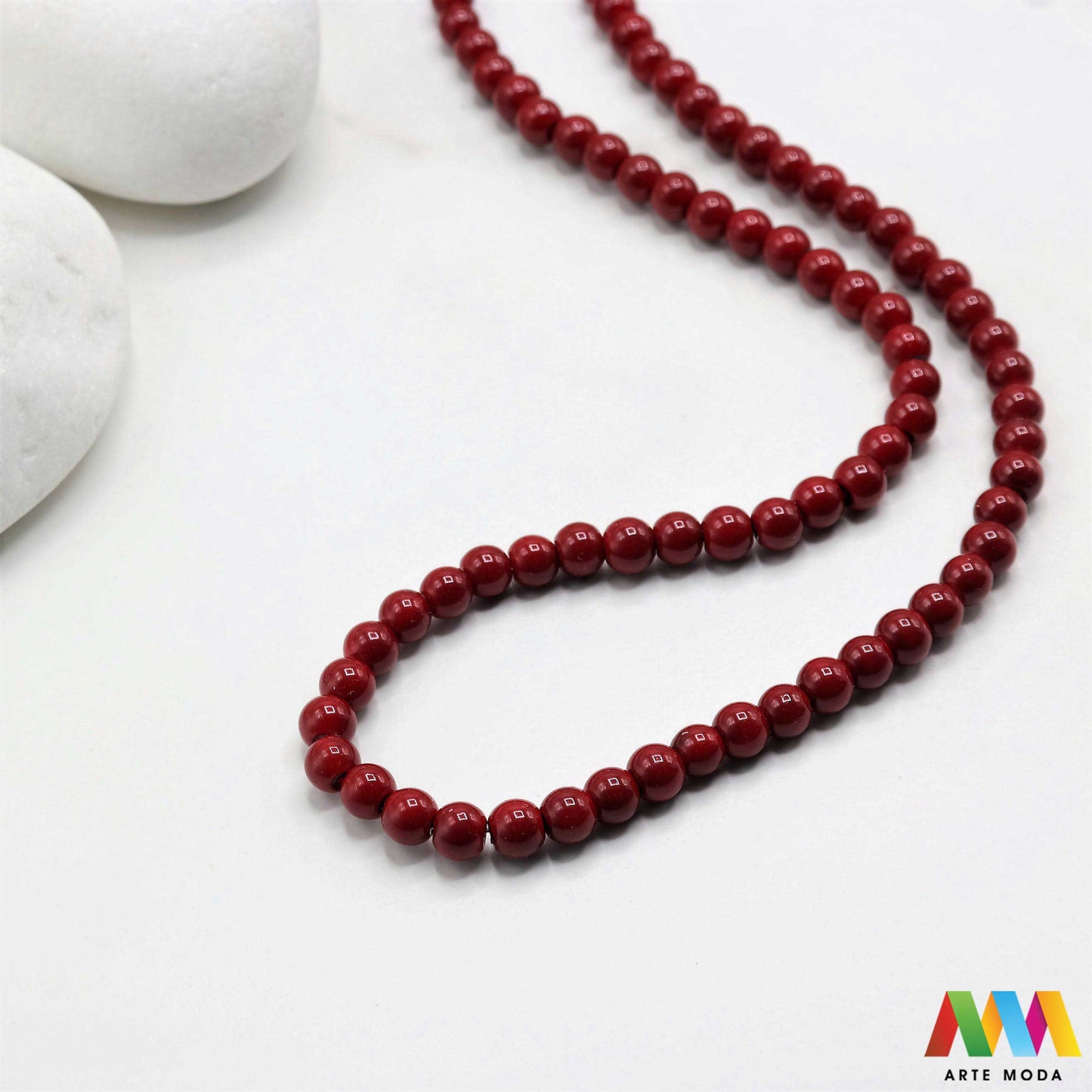 stakleni biseri niz staklo biser perle biserne zrna zrno perla staklene imitacija bisera sedefaste vjenčani nakit klasični DIY ogrlice bijeli u boji bisernim sjajem izrada nakita umjetni Za klasičnu eleganciju birajte staklene bisere imitacija bisera ima visok sedefasti sjaj i savršeno je glatka Idealni su za izradu vjenčanog nakita bezvremenskih ogrlica i narukvica raznim veličinama i bojama ovi biseri unose dašak luksuza u svaki uradi sam projekt Počnite nizati svoju eleganciju arte moda repromaterijal