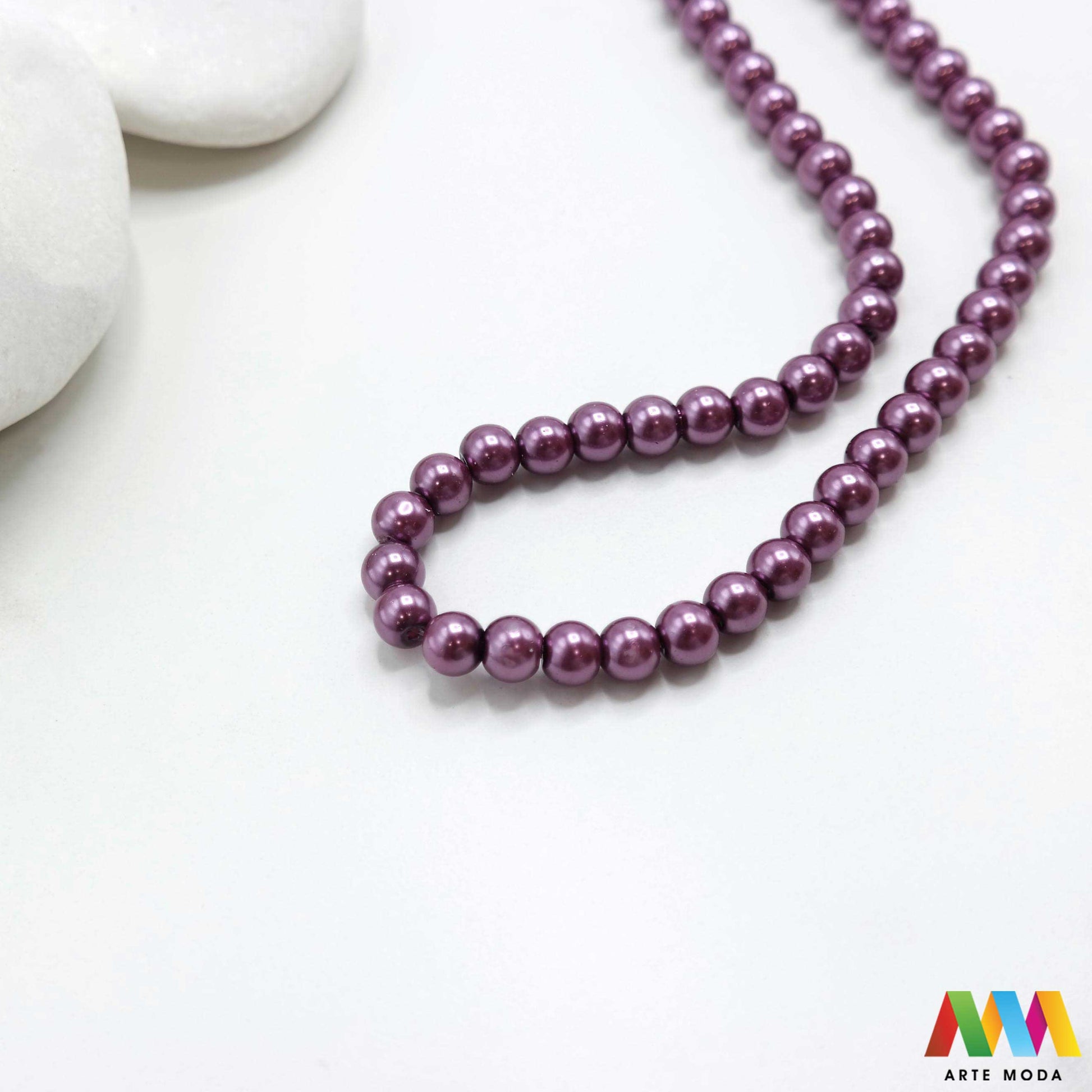 stakleni biseri niz staklo biser perle biserne zrna zrno perla staklene imitacija bisera sedefaste vjenčani nakit klasični DIY ogrlice bijeli u boji bisernim sjajem izrada nakita umjetni Za klasičnu eleganciju birajte staklene bisere imitacija bisera ima visok sedefasti sjaj i savršeno je glatka Idealni su za izradu vjenčanog nakita bezvremenskih ogrlica i narukvica raznim veličinama i bojama ovi biseri unose dašak luksuza u svaki uradi sam projekt Počnite nizati svoju eleganciju arte moda repromaterijal