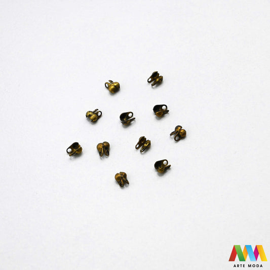 stiskač za čvor s petljom sakrivanje čvora metalne kapice čvorove štitnik petlja poklopac fiksiranje omčica metalni pribor DIY materijal srebrni zlatni Postignite savršen finiš Metalni žabo završetak esencijalan alat za sakrivanje čvorova fiksiranje kopči vašem nakitu kalote uredan izgled uradi sam projektu pretvarajući običan čvor elegantan metalni završetak s čvrstom omčicom Idealni za nizanje na konac svilu sajlu trajnost profesionalnu estetiku svojim kreacijama metalne završetke arte moda repromaterijal