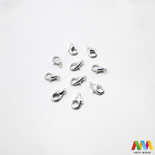 kopče metalne karabiner togl magnet kukice narukvice ogrlice zatvarači nakit DIY metalni pribor spajanje nakita srebrne zlatne karabin magnetne završne kopča narukvica ogrlica Osigurajte svoj nakit Metalne kopče su esencijalne za sigurno završavanje ogrlica i narukvica Birajte između karabin kopči pouzdanost magnetnih kopči lakoća i togl kopči stil Kvalitetni zatvarači u raznim bojama temelj svakog uradi sam nakit projekta arte moda repromaterijal