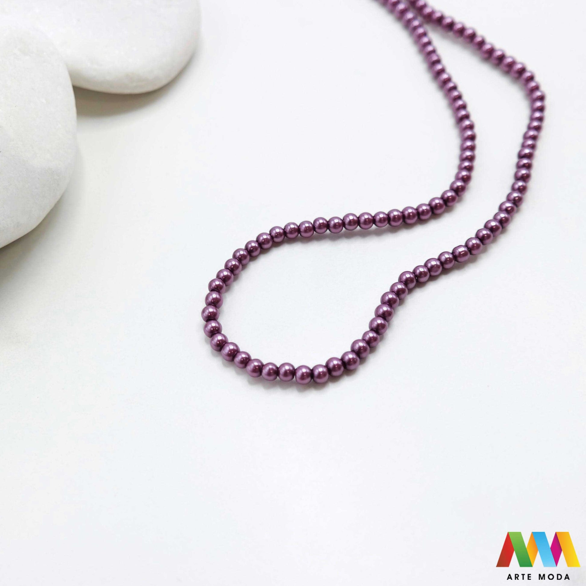 stakleni biseri niz staklo biser perle biserne zrna zrno perla staklene imitacija bisera sedefaste vjenčani nakit klasični DIY ogrlice bijeli u boji bisernim sjajem izrada nakita umjetni Za klasičnu eleganciju birajte staklene bisere imitacija bisera ima visok sedefasti sjaj i savršeno je glatka Idealni su za izradu vjenčanog nakita bezvremenskih ogrlica i narukvica raznim veličinama i bojama ovi biseri unose dašak luksuza u svaki uradi sam projekt Počnite nizati svoju eleganciju arte moda repromaterijal