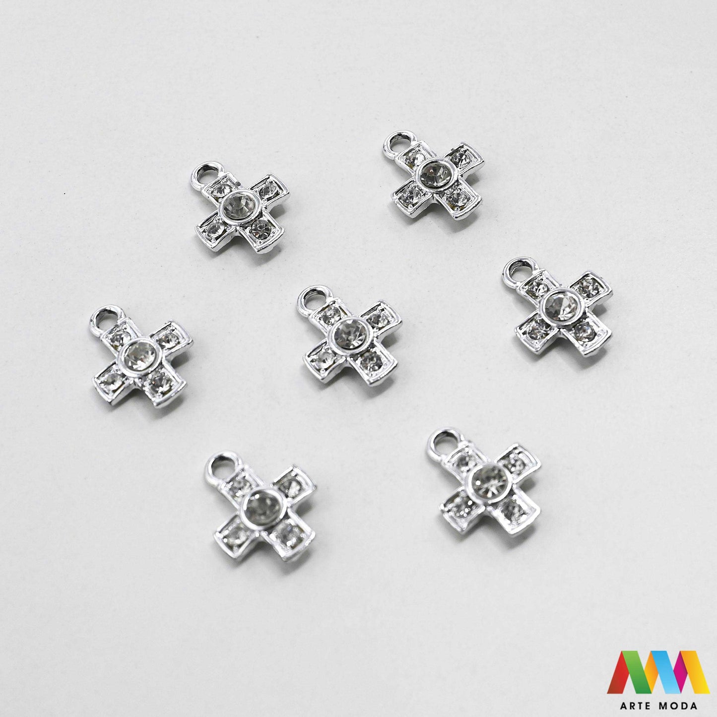 metalni sakralni privjesci krunice jednom rupom vjerski izrada krunica sakralni nakit molitvene narukvice kršćanski medaljice DIY religiozni uradi sam križevi Križ s cirkonima sakralne predmete metalnim privjescima jednu rupu nizanje na lančić konac žicu izradu krunica molitvenih narukvica drugih vjerskih suvenira te brojanica ogrlica dodatak za privjeske za ključeve torbe Izrađeni su od metala jedinstven vjerski predmet poklon Neka vaša vjera inspirira vašu kreativnost arte moda repromaterijal