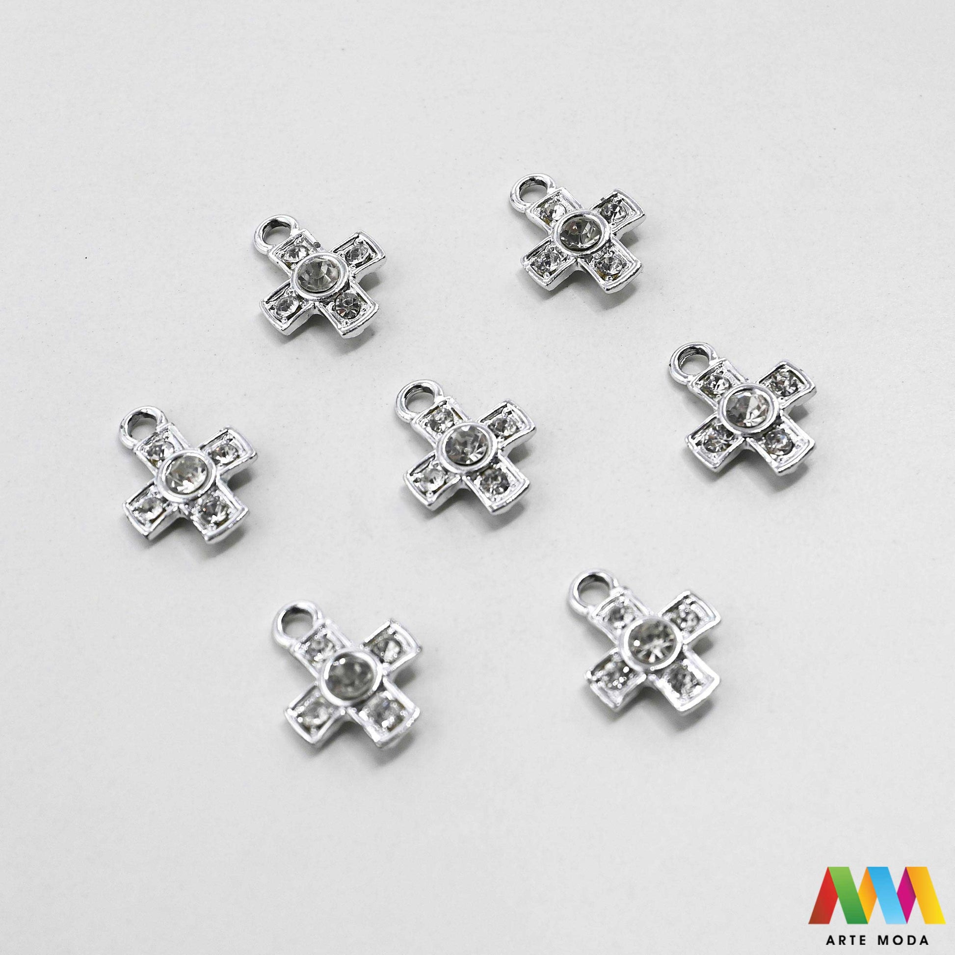 metalni sakralni privjesci krunice jednom rupom vjerski izrada krunica sakralni nakit molitvene narukvice kršćanski medaljice DIY religiozni uradi sam križevi Križ s cirkonima sakralne predmete metalnim privjescima jednu rupu nizanje na lančić konac žicu izradu krunica molitvenih narukvica drugih vjerskih suvenira te brojanica ogrlica dodatak za privjeske za ključeve torbe Izrađeni su od metala jedinstven vjerski predmet poklon Neka vaša vjera inspirira vašu kreativnost arte moda repromaterijal