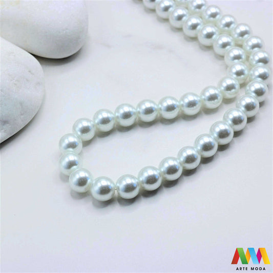 stakleni biseri niz staklo biser perle biserne zrna zrno perla staklene imitacija bisera sedefaste vjenčani nakit klasični DIY ogrlice bijeli u boji bisernim sjajem izrada nakita umjetni Za klasičnu eleganciju birajte staklene bisere imitacija bisera ima visok sedefasti sjaj i savršeno je glatka Idealni su za izradu vjenčanog nakita bezvremenskih ogrlica i narukvica raznim veličinama i bojama ovi biseri unose dašak luksuza u svaki uradi sam projekt Počnite nizati svoju eleganciju arte moda repromaterijal
