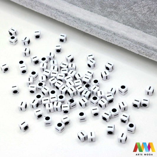 slova brojevi plastične nizanje imenom narukvice prijateljstva dječji nakit personalizirani kockaste perle okrugle abeceda DIY ručni rad izrada mix mješana Stvorite personalizirani nakit s našim plastičnim slovima i brojevima Perle u obliku kocki i krugova idealne su za izradu narukvica s imenom i porukama Lagane su šarene i savršene za dječji nakit i narukvice prijateljstva Lako nizanje za maksimalnu uradi sam zabavu arte moda repromaterijal