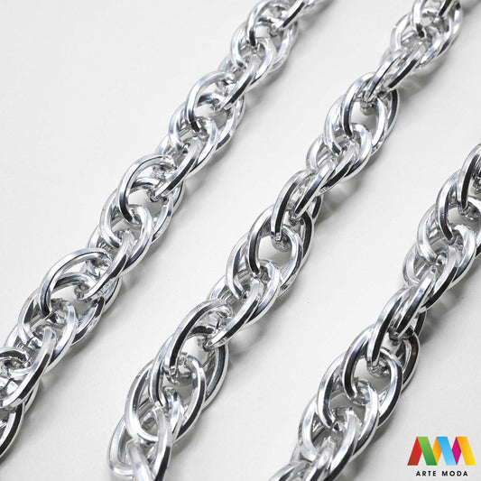 aluminijski lanac torbe ruksak nakit lagani izrada aluminij DIY materijal remen ogrlice narukvice karike ručke pribor komponente ukrasni repromaterijal Želite lagan i trendi materijal Aluminijski lanci savršeni su za vaše projekte Idealni su za izradu laganih remena za torbe ili statement nakita ogrlice narukvice Lakši su od klasičnih metala ne opterećuju i dolaze u raznim bojama i debljinama Lako ih je rezati i oblikovati laganu eleganciju za svoj uradi sam nakit i modne dodatke arte moda repromaterijal