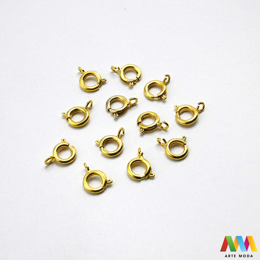 kopče metalne karabiner togl magnet kukice narukvice ogrlice zatvarači nakit DIY metalni pribor spajanje nakita srebrne zlatne karabin magnetne završne kopča narukvica ogrlica Osigurajte svoj nakit Metalne kopče su esencijalne za sigurno završavanje ogrlica i narukvica Birajte između karabin kopči pouzdanost magnetnih kopči lakoća i togl kopči stil Kvalitetni zatvarači u raznim bojama temelj svakog uradi sam nakit projekta arte moda repromaterijal